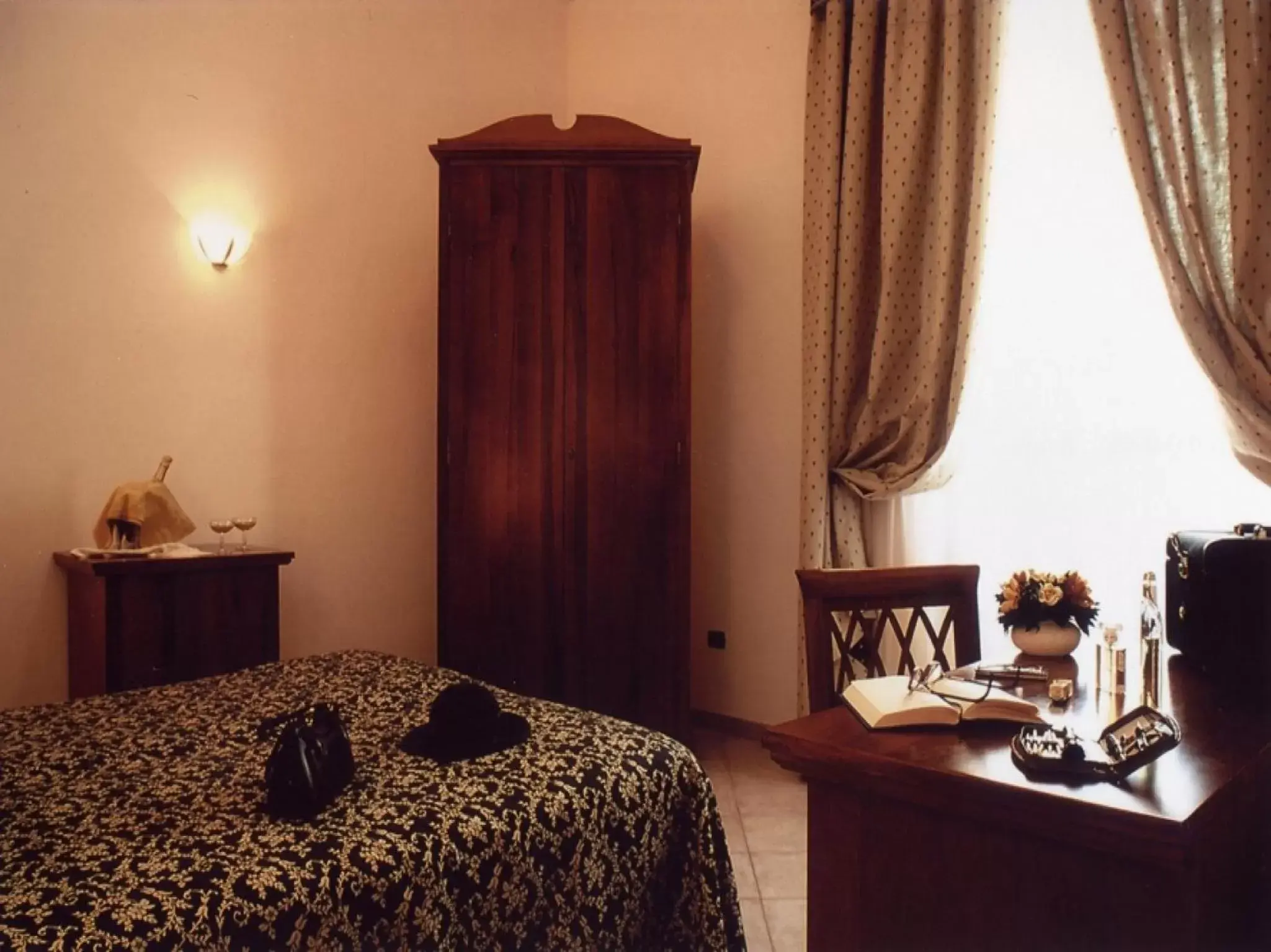 Photo of the whole room, Bed in Hotel Il Cavalier D'Arpino