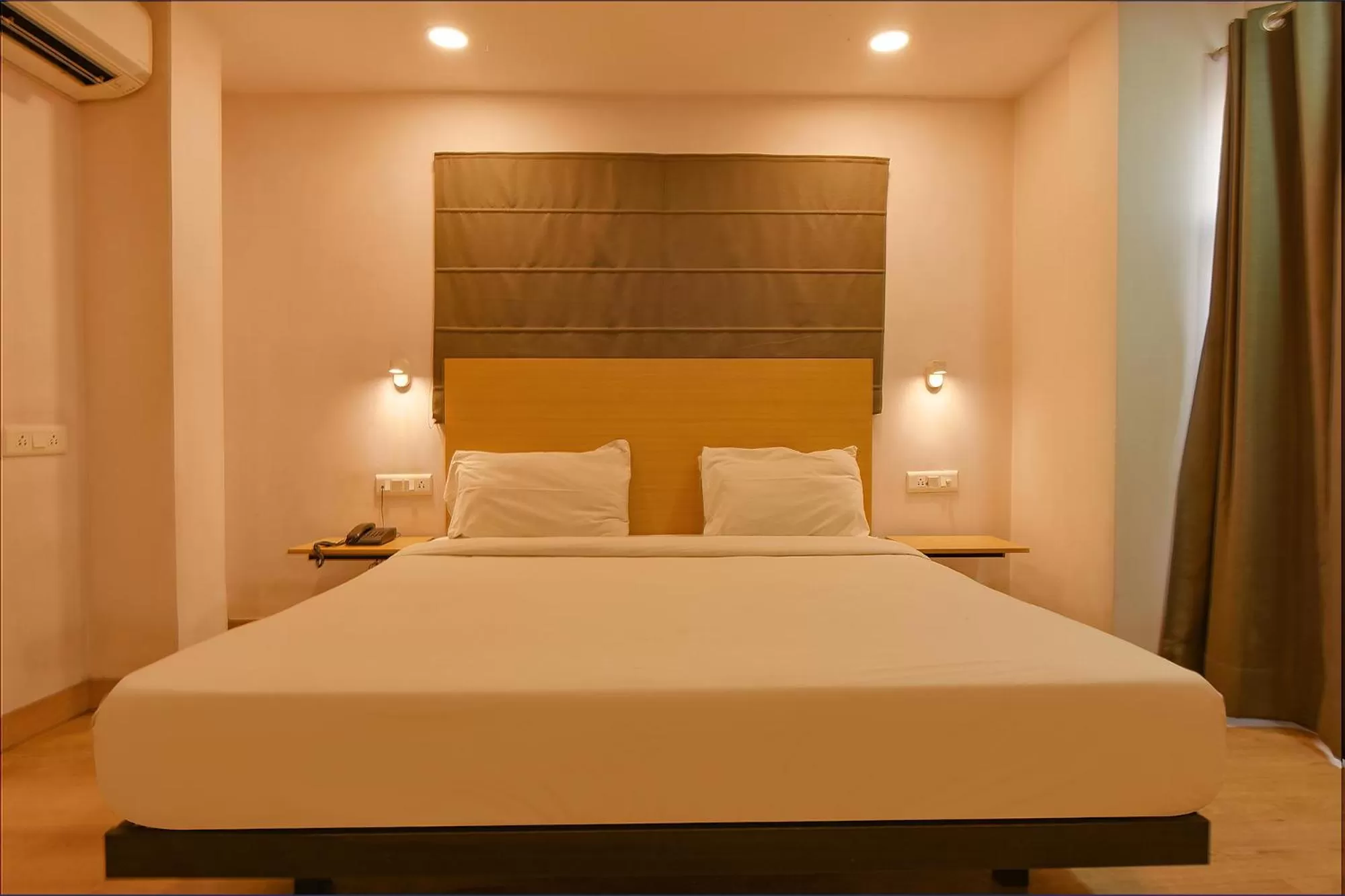 Bedroom, Bed in FabHotel Suncitel Dum Dum Airport