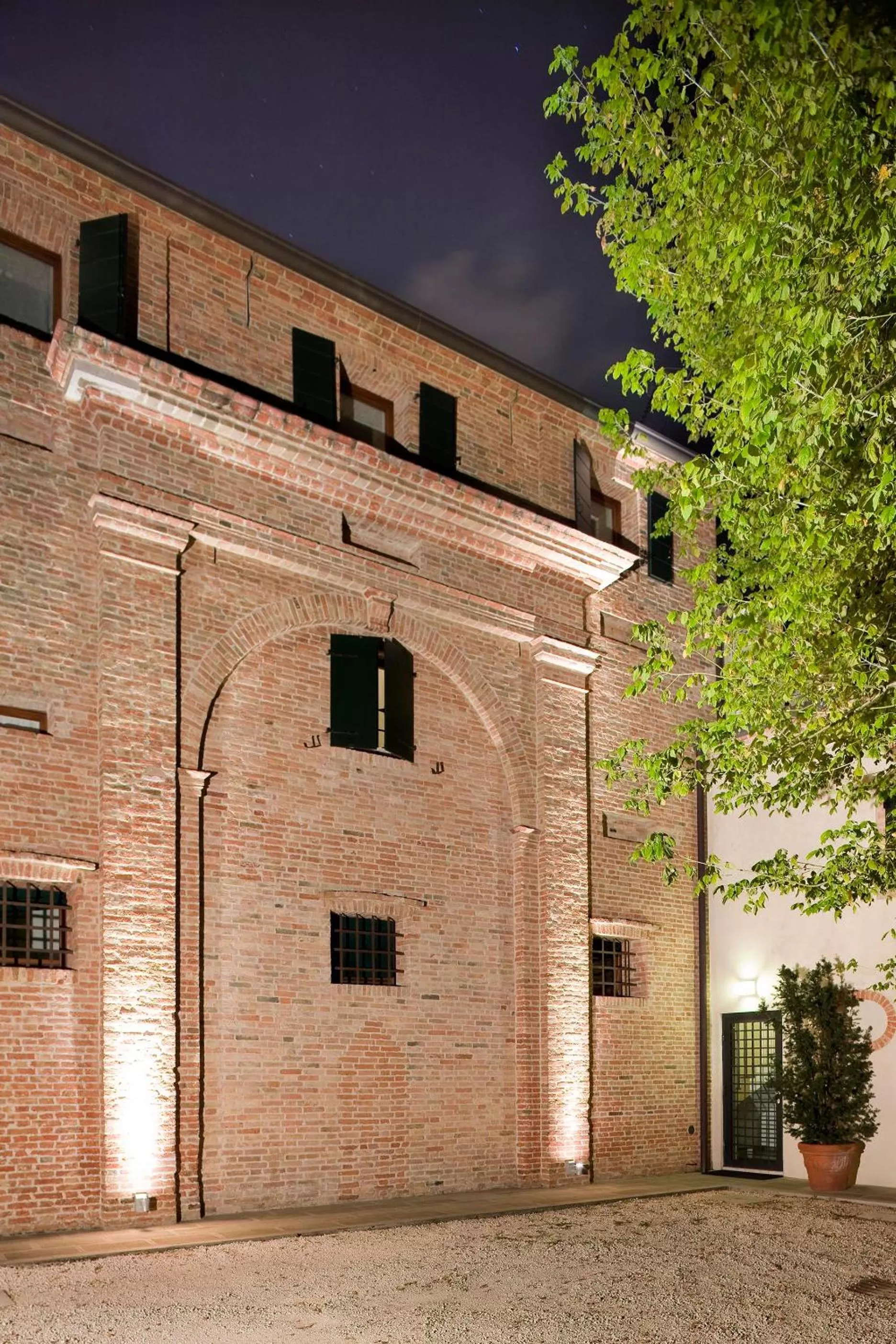 Property building in Villa Moro Lin Design Apartments