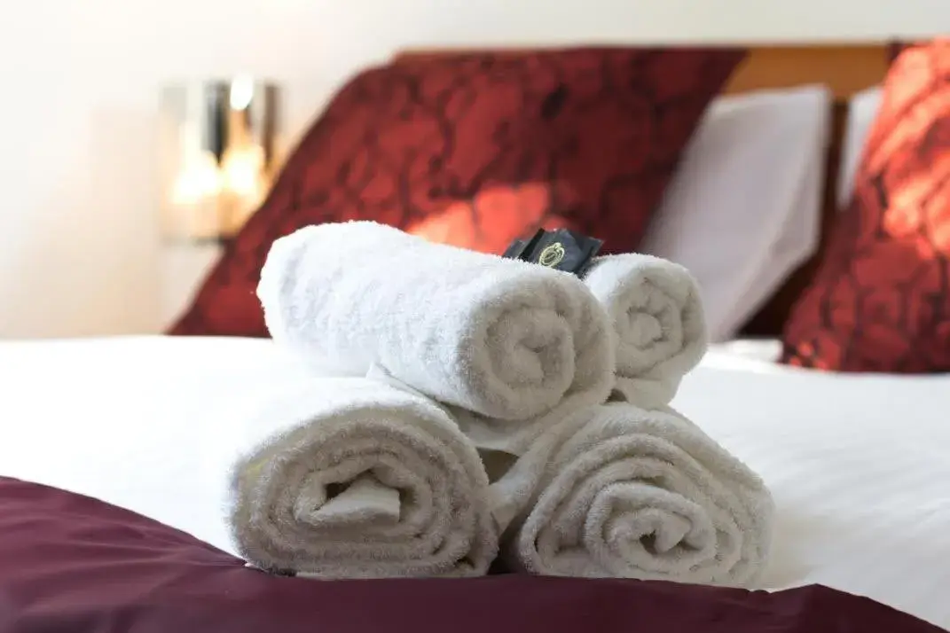 Decorative detail, Bed in City Inn Russell Square Decorative detail, Bed in City Inn Russell Square