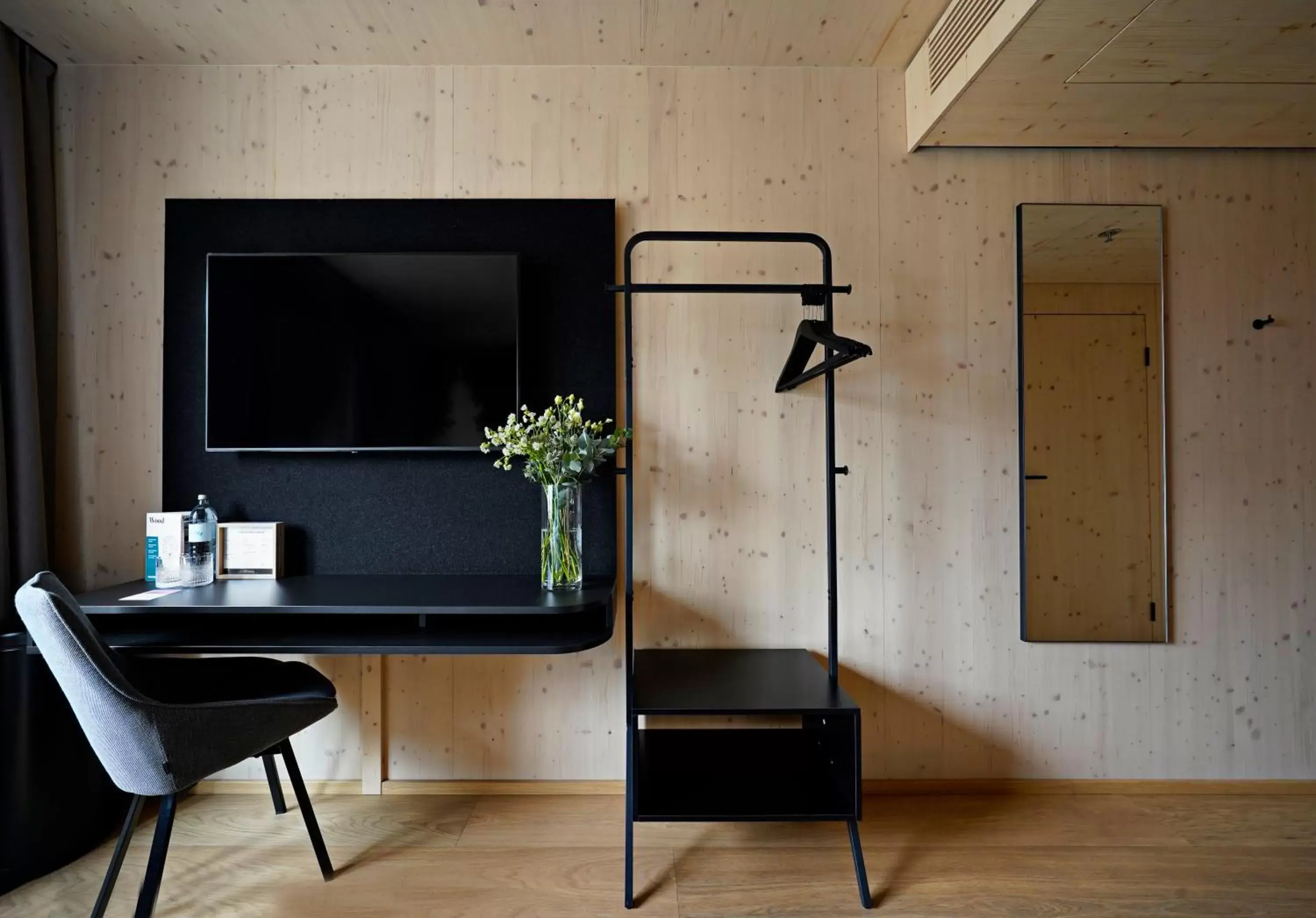 Medium Studio with Kitchenette in Numa Vienna Wood Medium Studio with Kitchenette in Numa Vienna Wood