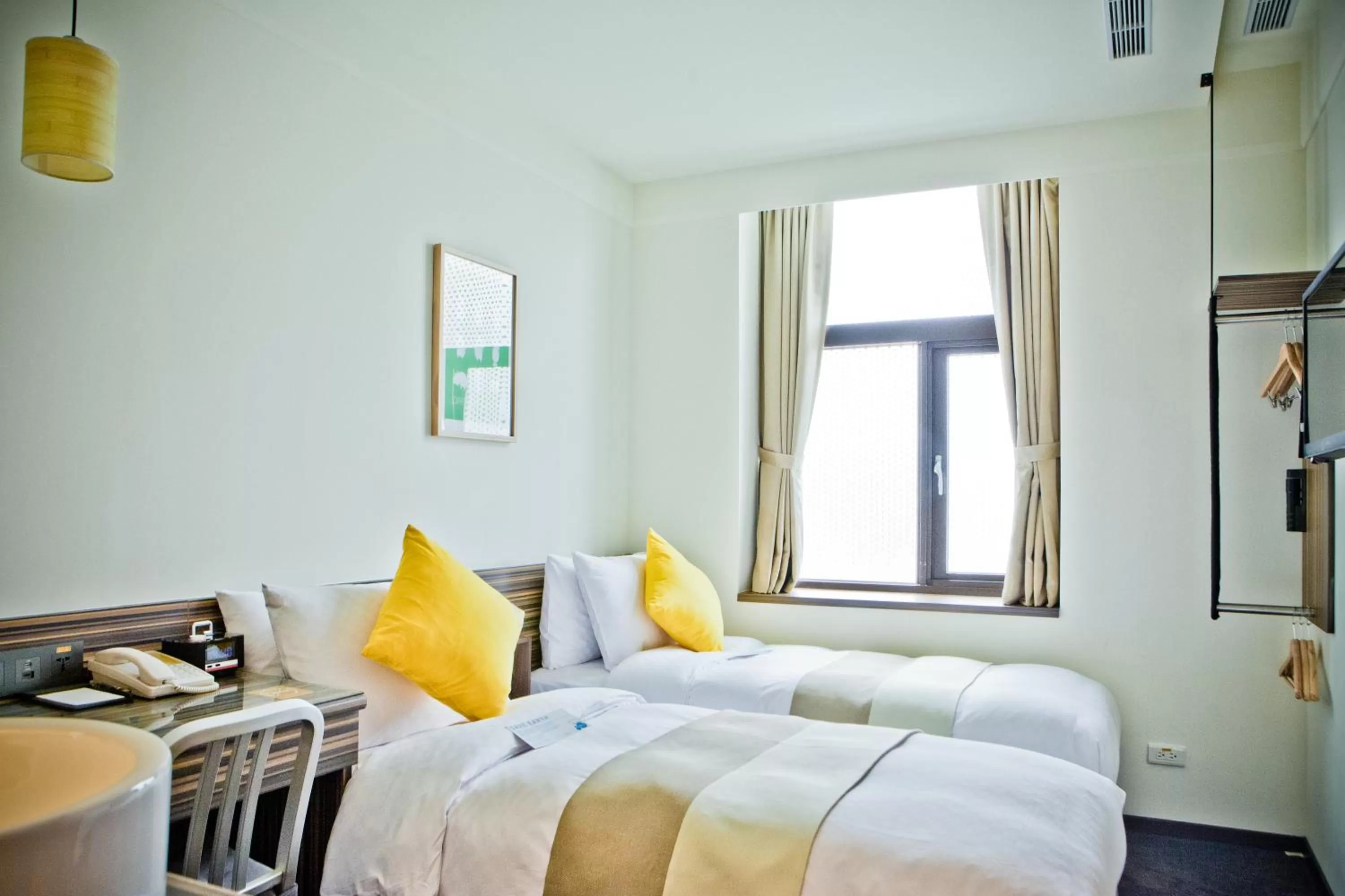 Bed in Bee House by Cosmos Creation - Taipei Main Station