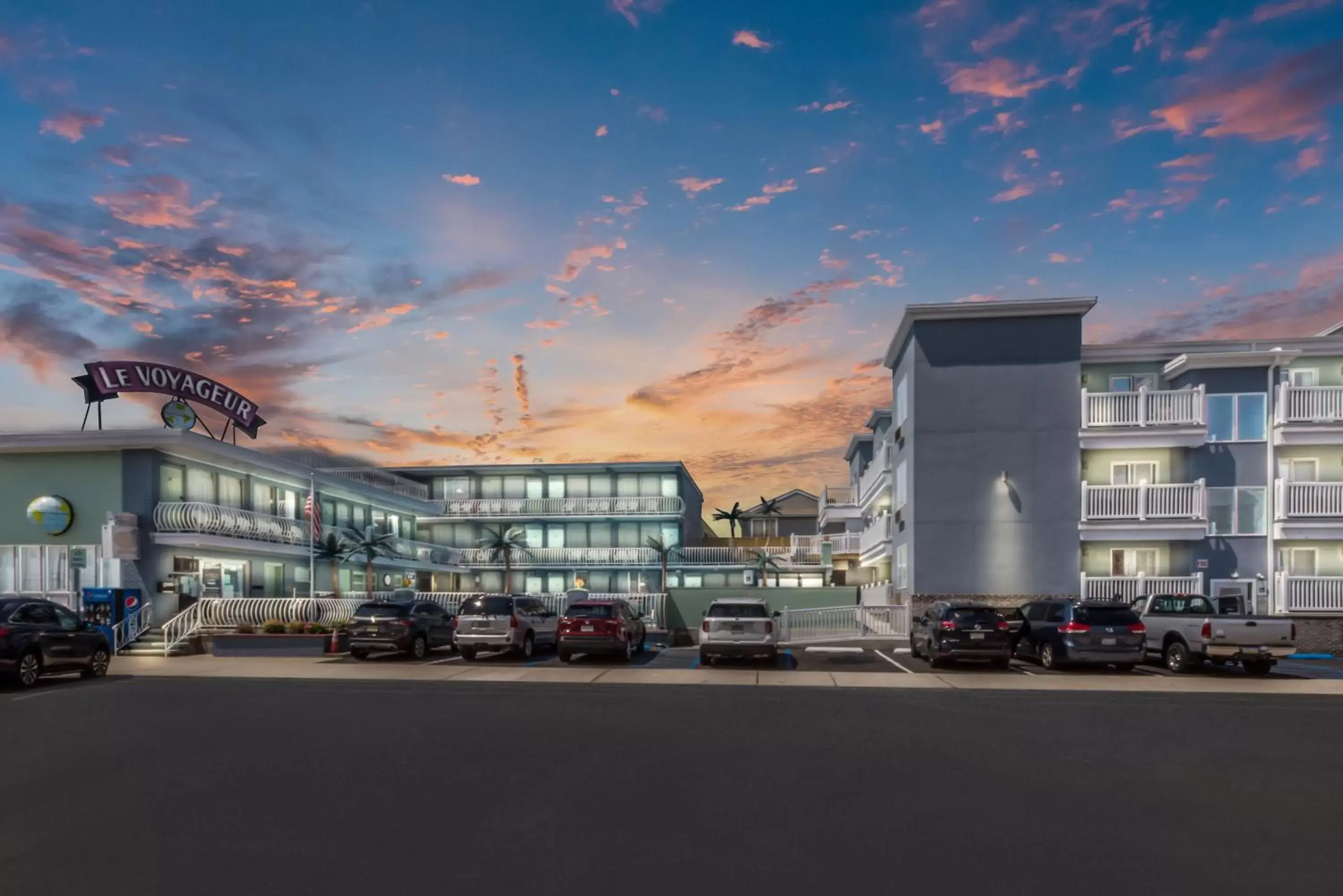 Property building in Le Voyageur - a Red Collection Hotel