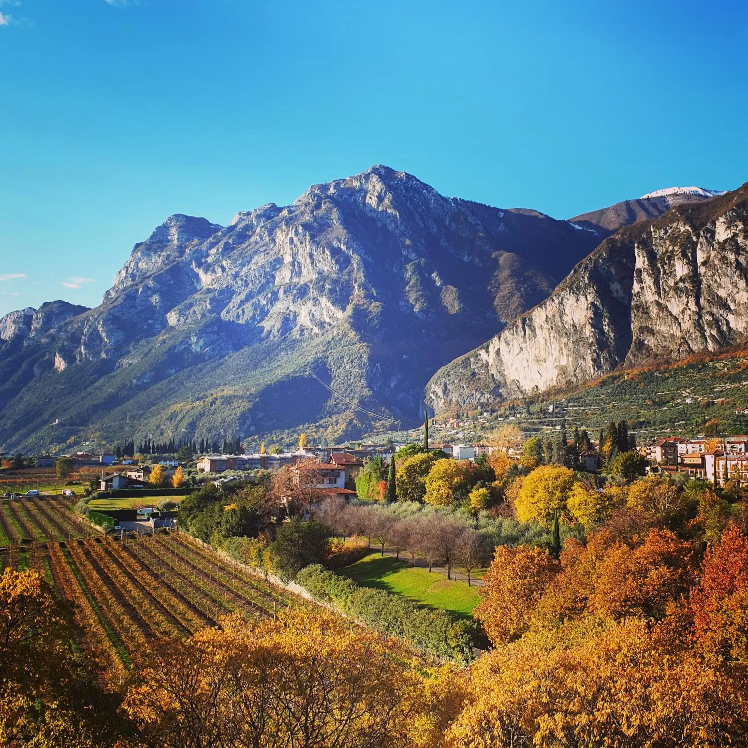 Autumn, Mountain View in La Berlera - Riva del Garda