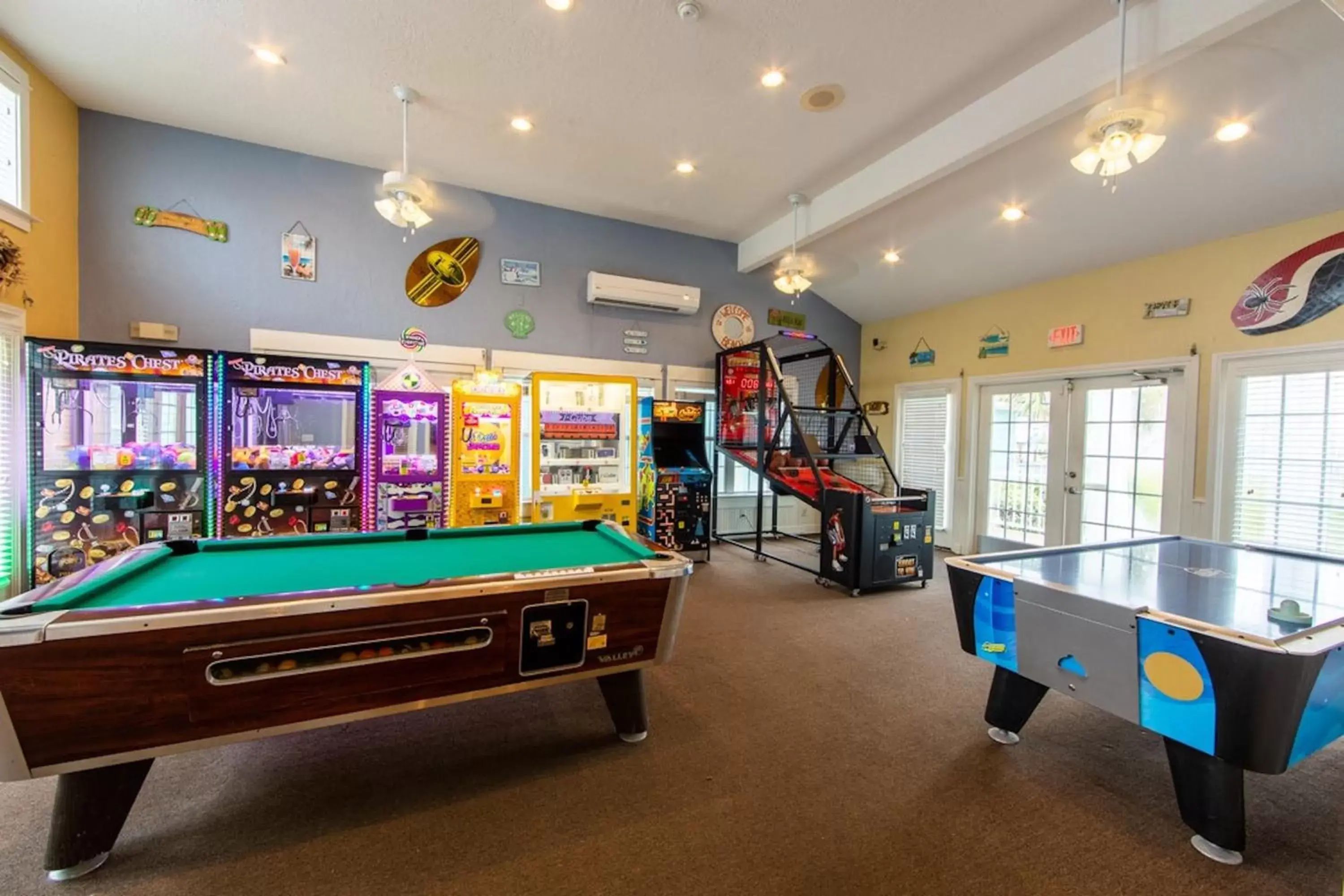 Game Room, Billiards in Holiday Inn Club Vacations Galveston Seaside Resort, an IHG Hotel