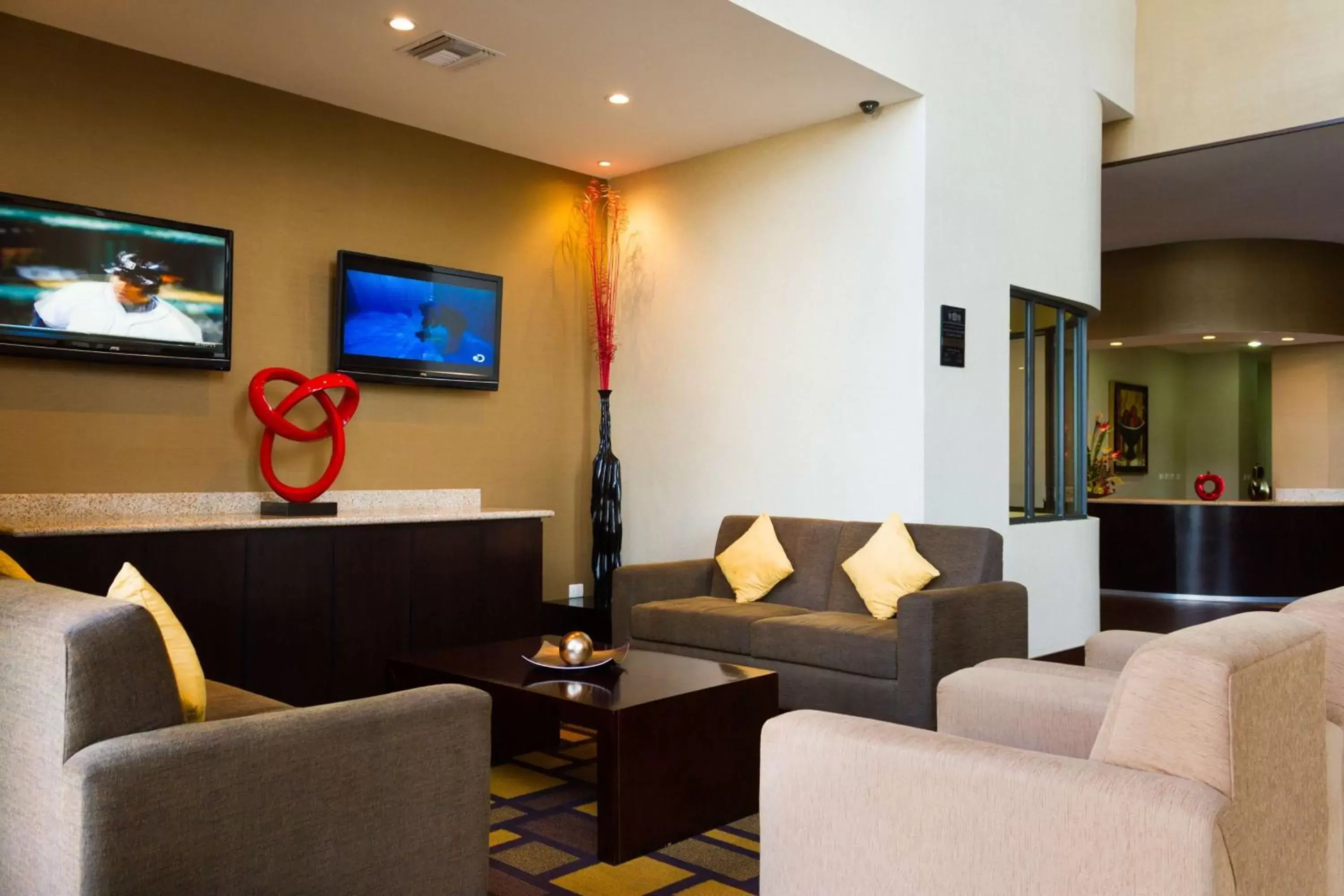 Lobby or reception in Best Western PREMIER Monterrey Aeropuerto