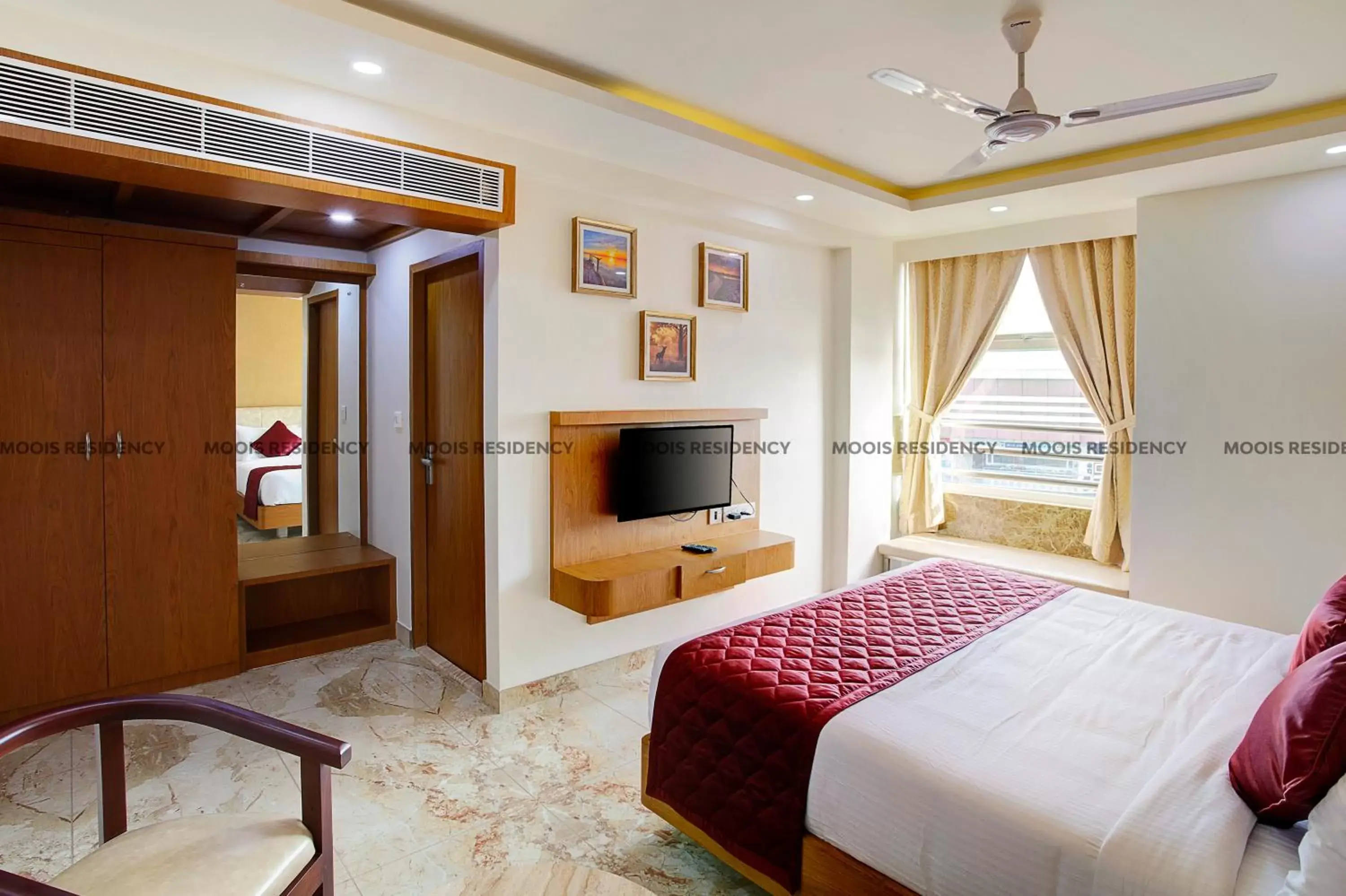 Standard Double Room in Moois Residency Standard Double Room in Moois Residency