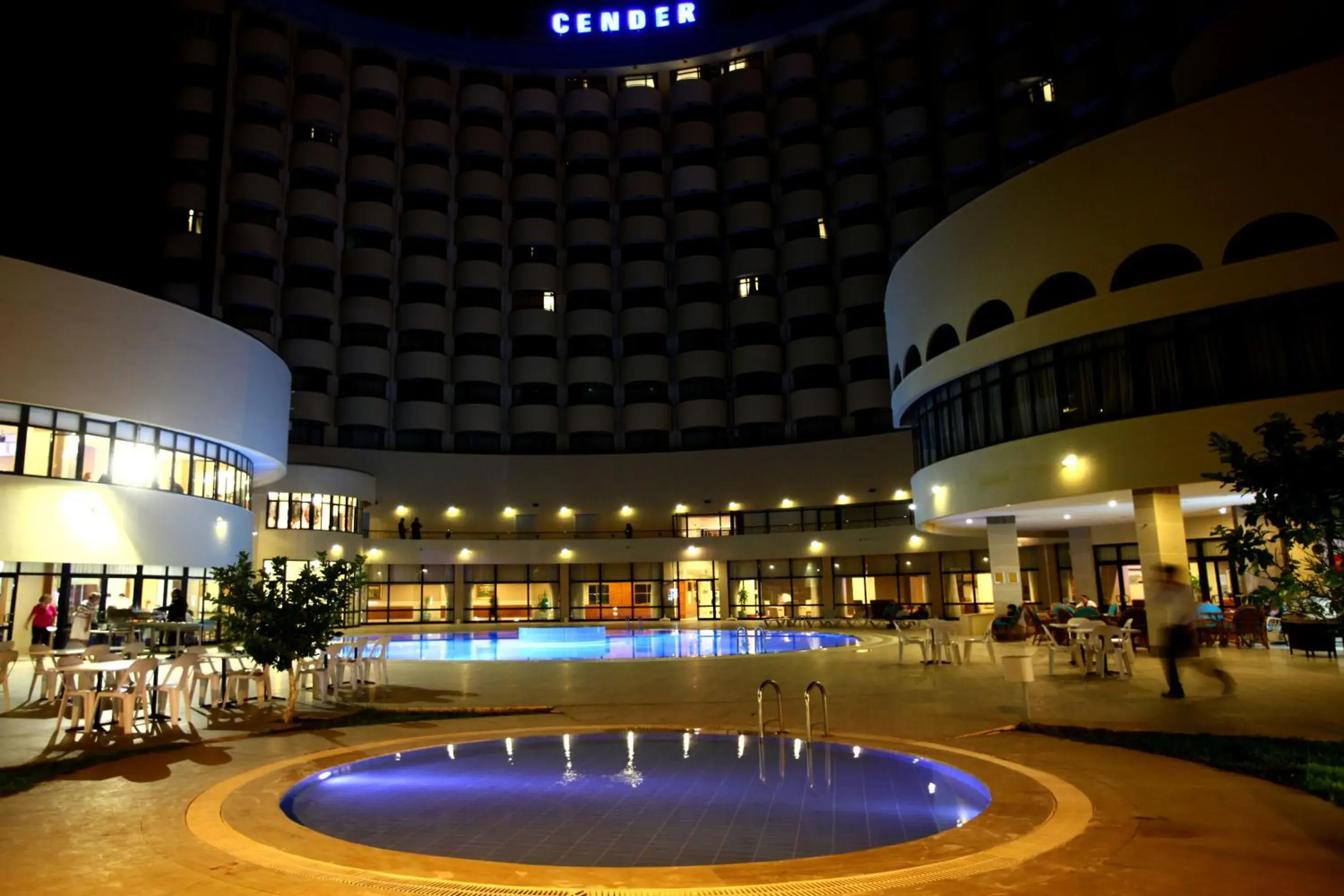 Night, Swimming Pool in Cender Hotel