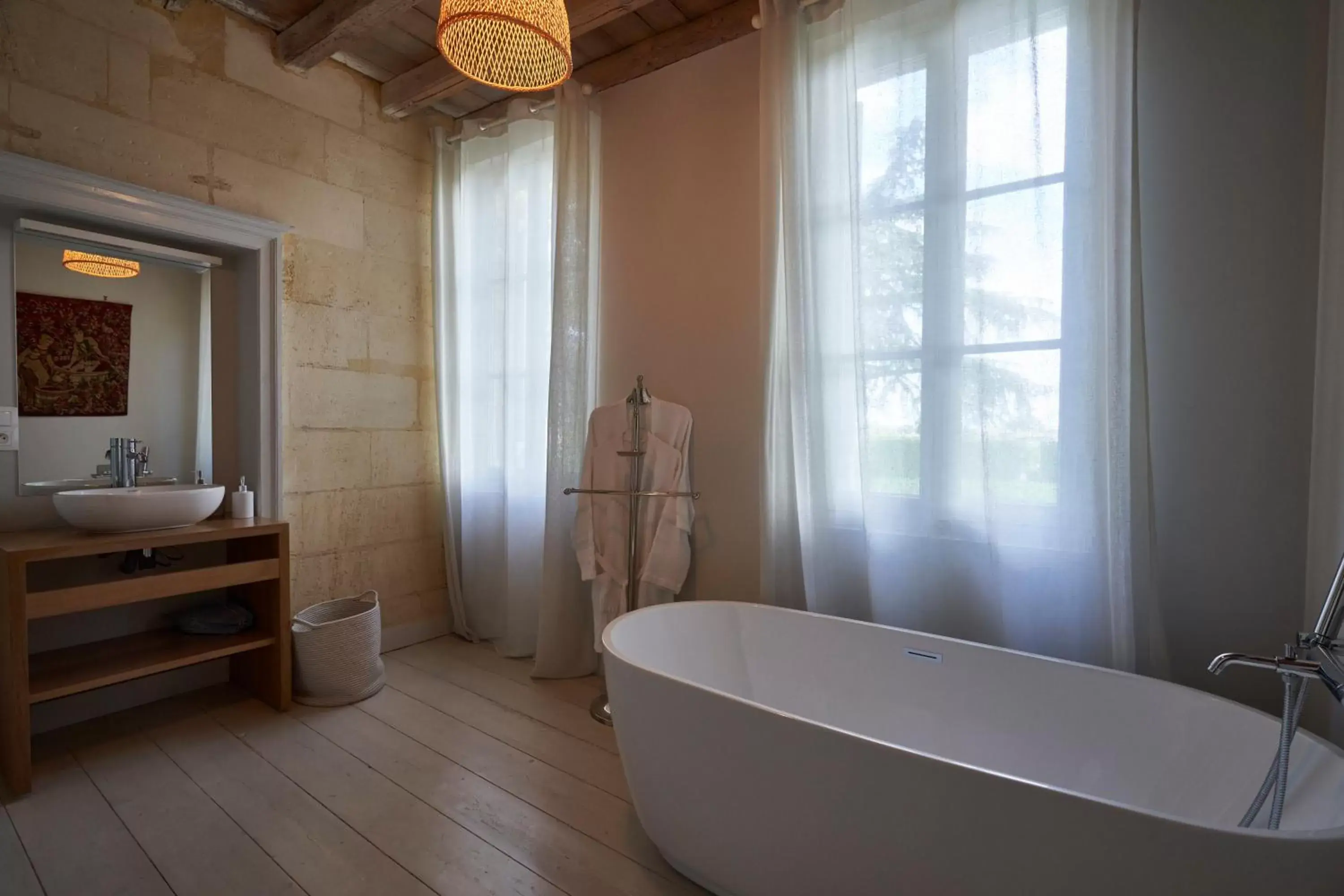 Bathroom in Château Bonalgue - Pomerol