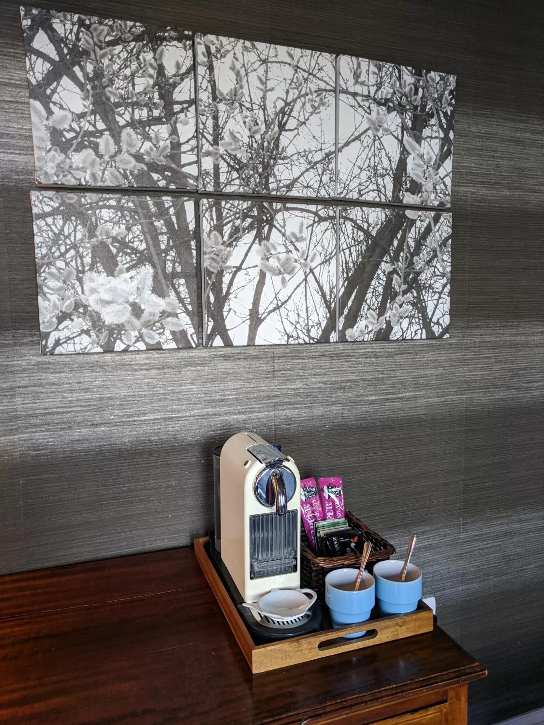 Coffee/tea facilities in The Wellington