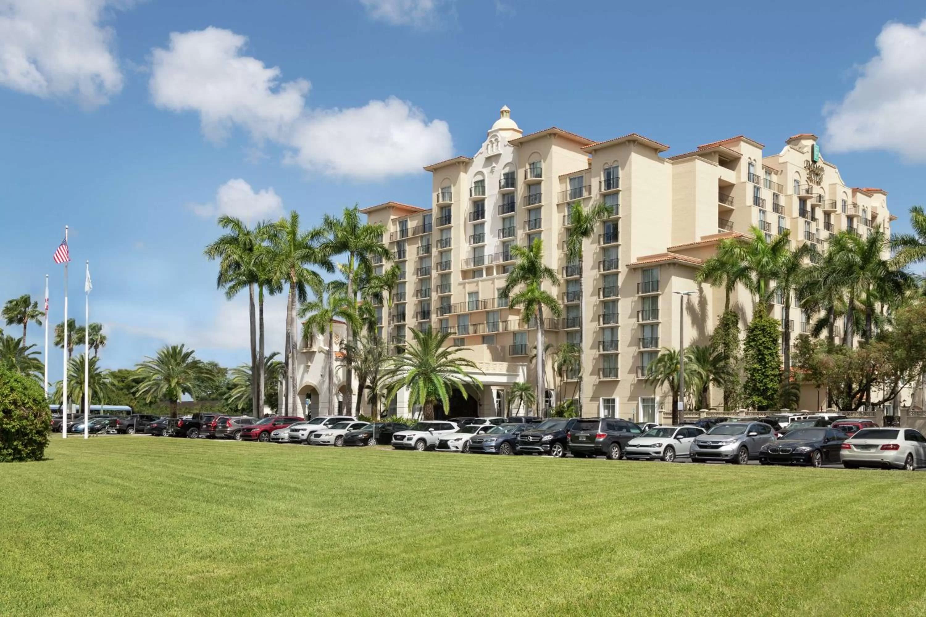 Property building in Embassy Suites by Hilton Miami International Airport