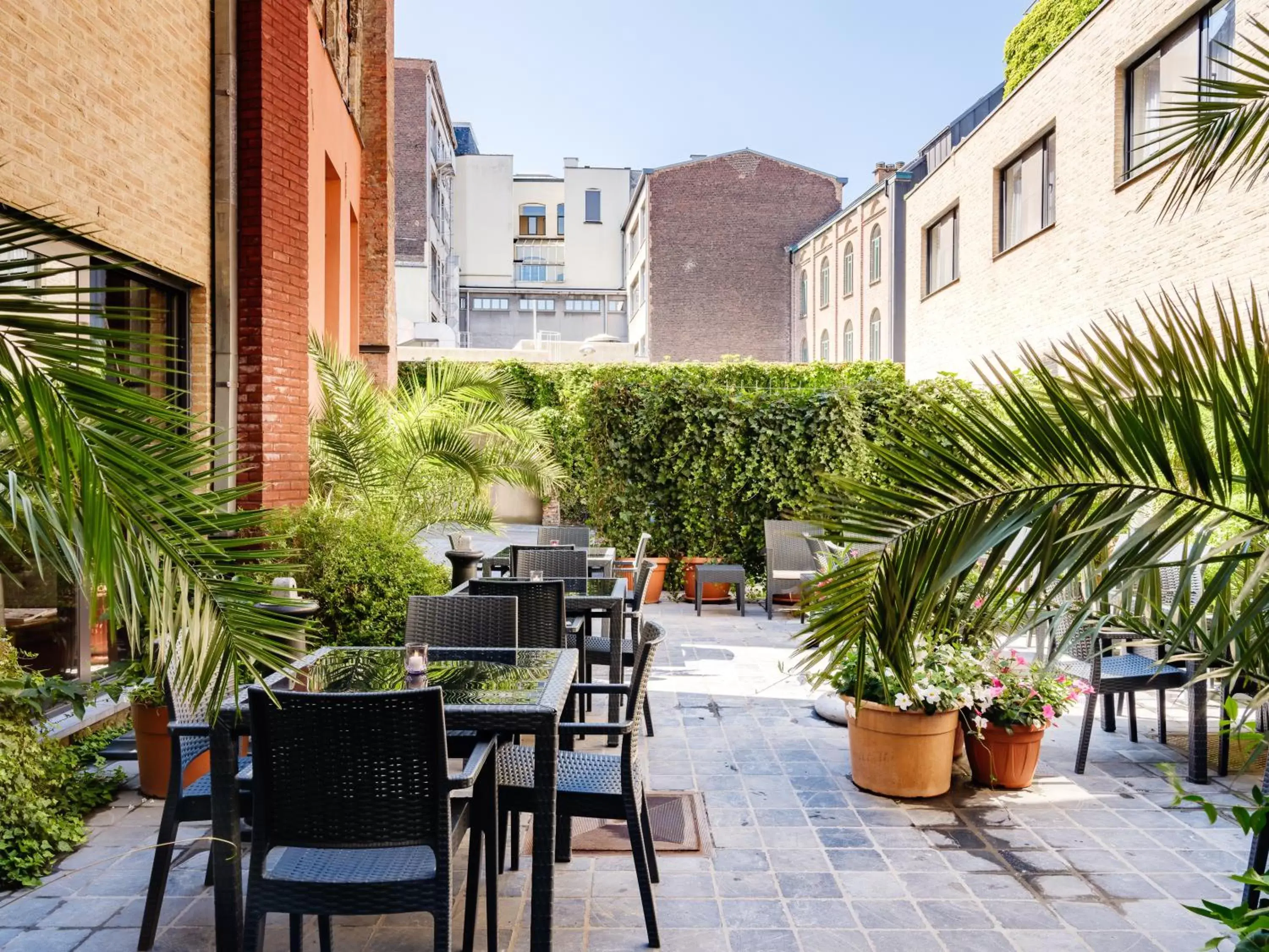 Garden in Ghent River Hotel