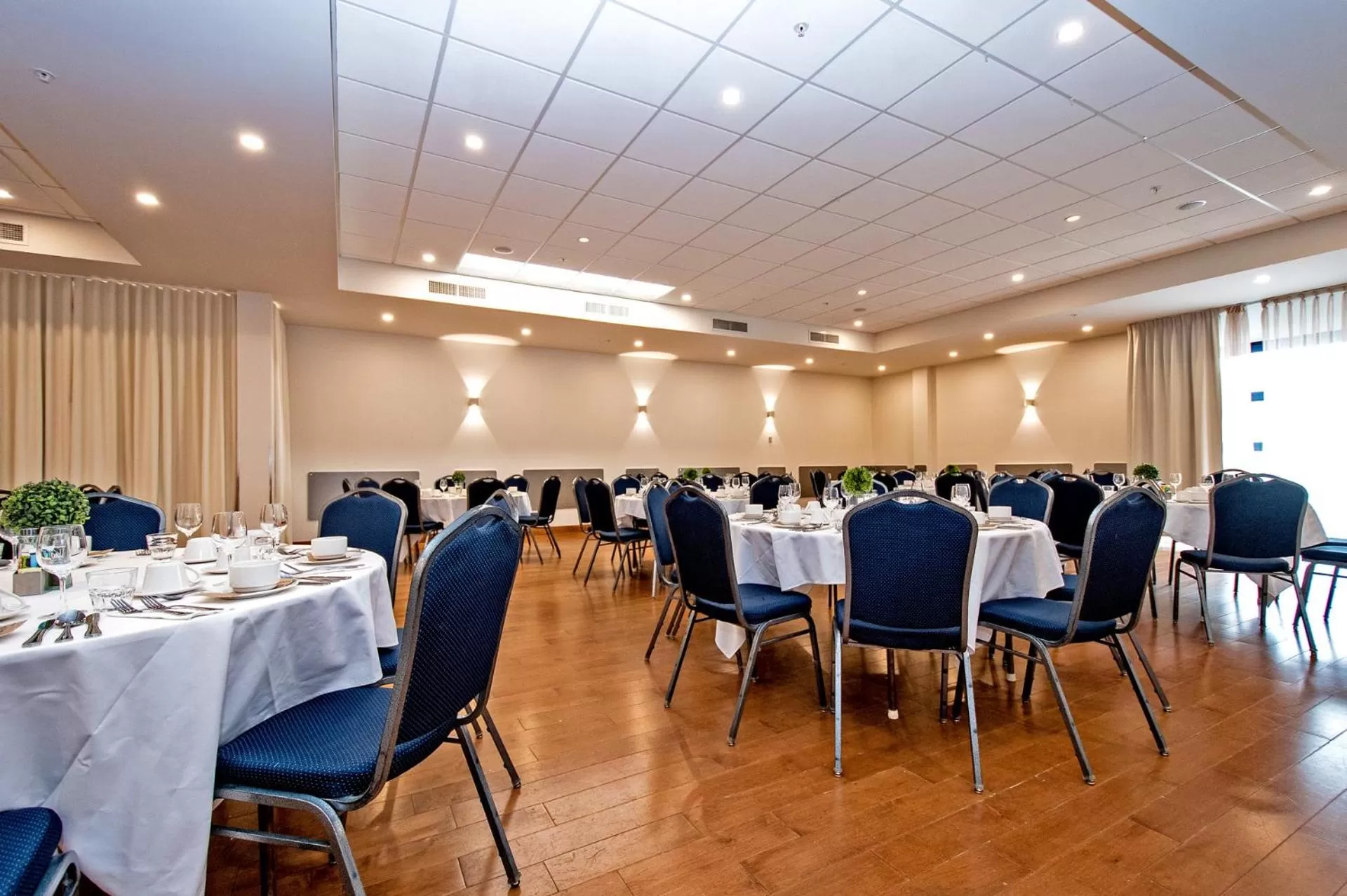 Business facilities in Hôtel Le Navigateur