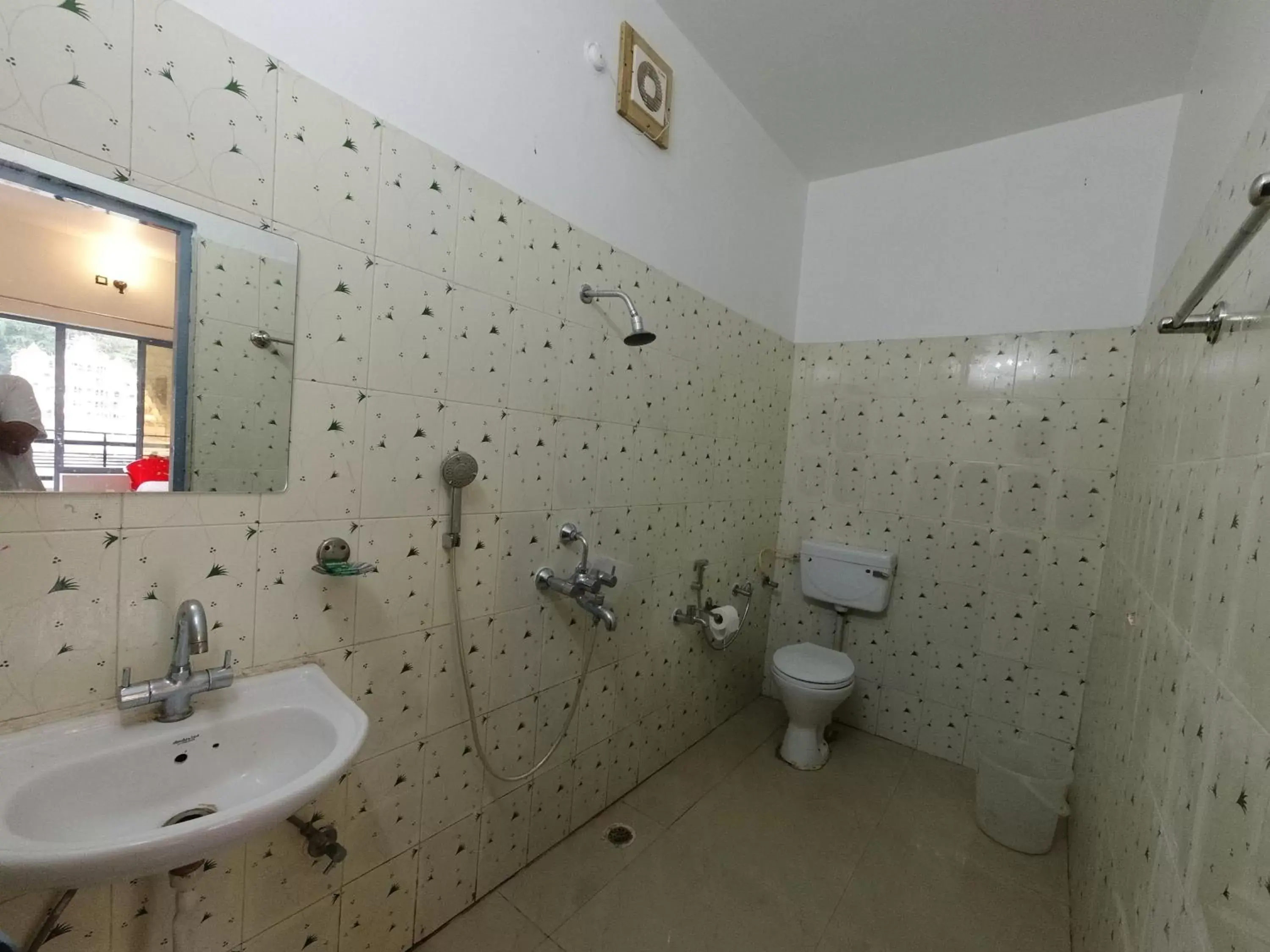 Quadruple Room with Mountain View in H7 Stay On The Ganges, Yoga & Spa Resort, Rishikesh Quadruple Room with Mountain View in H7 Stay On The Ganges, Yoga & Spa Resort, Rishikesh