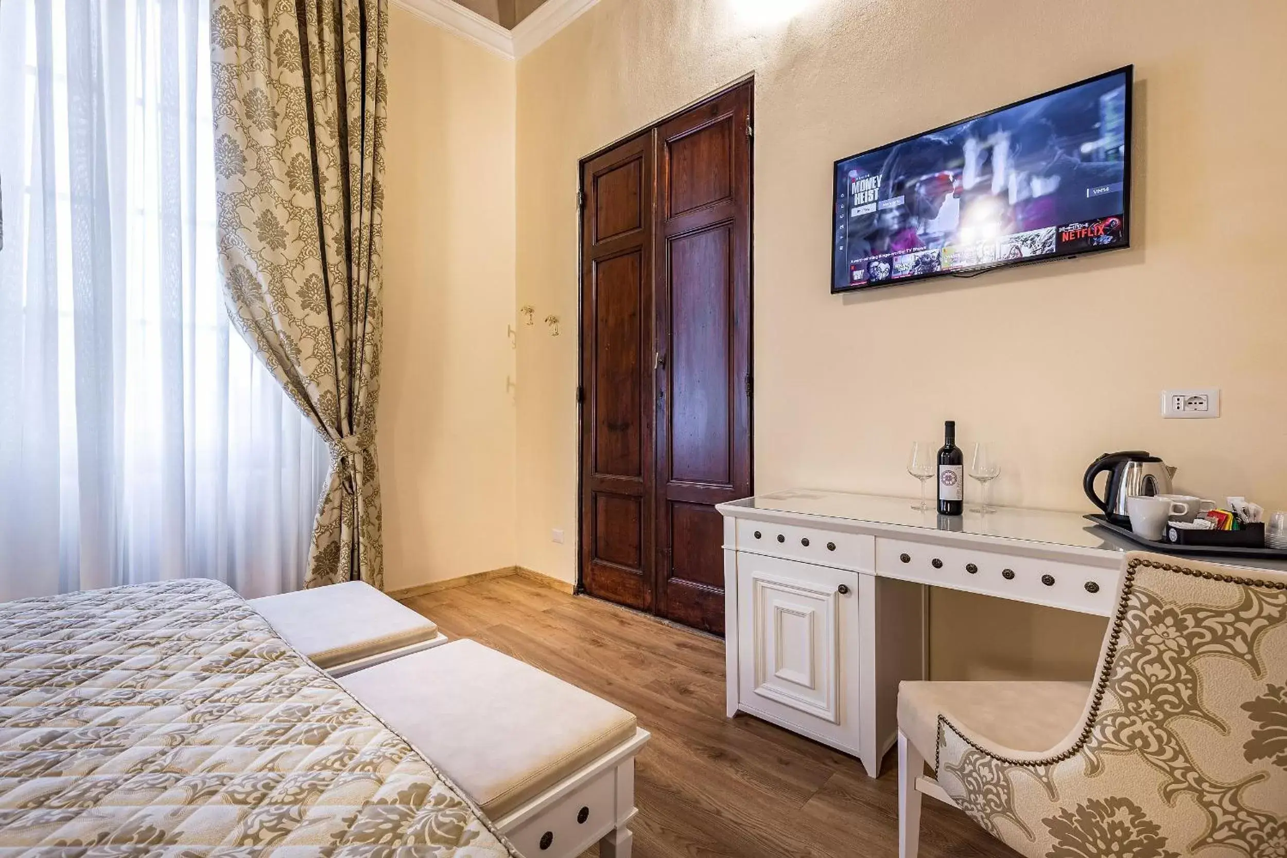 TV and multimedia, Bed in Residenza Alessandra