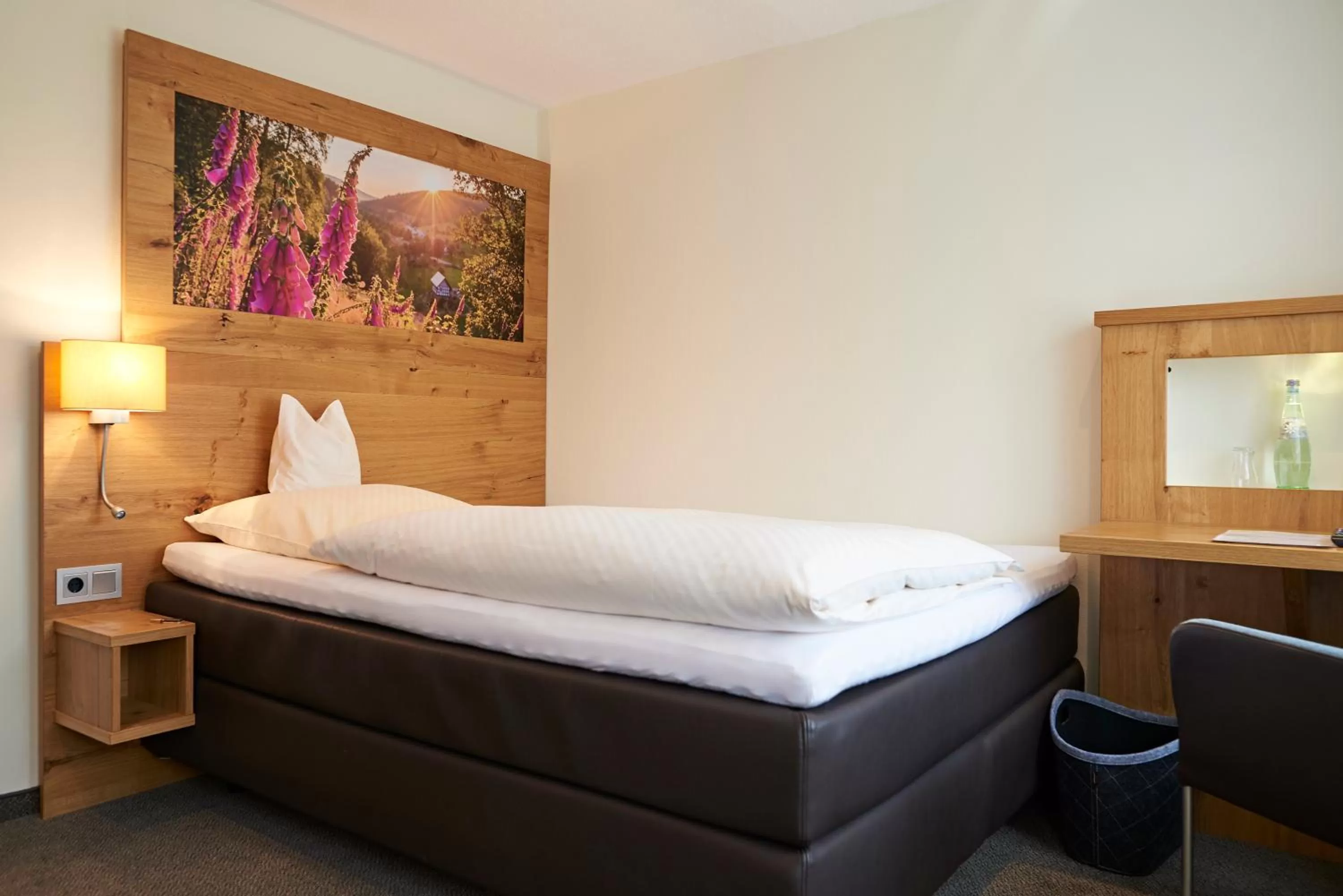 Photo of the whole room, Bed in Domschänke Eslohe Brauereigasthof