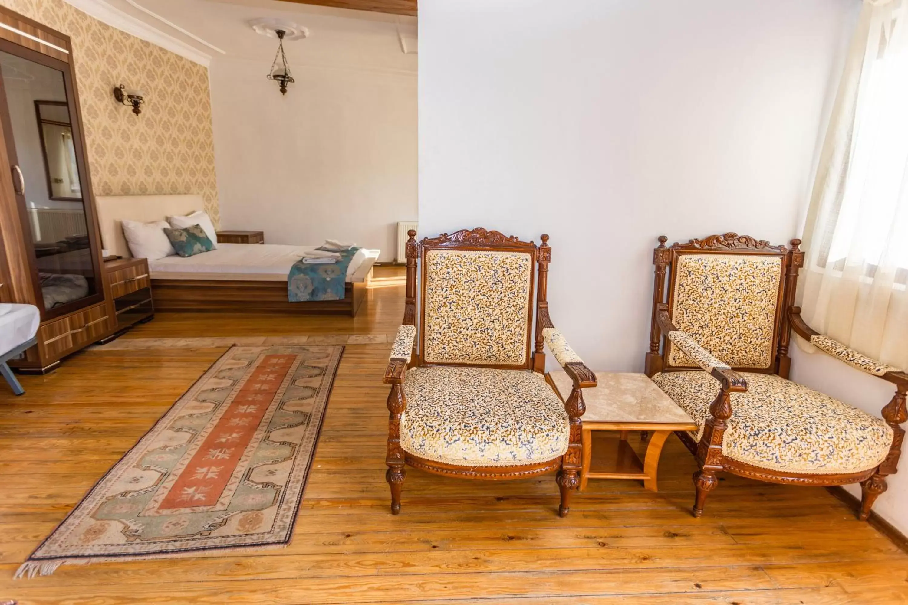 Bedroom, Seating Area in Guven Cave Hotel