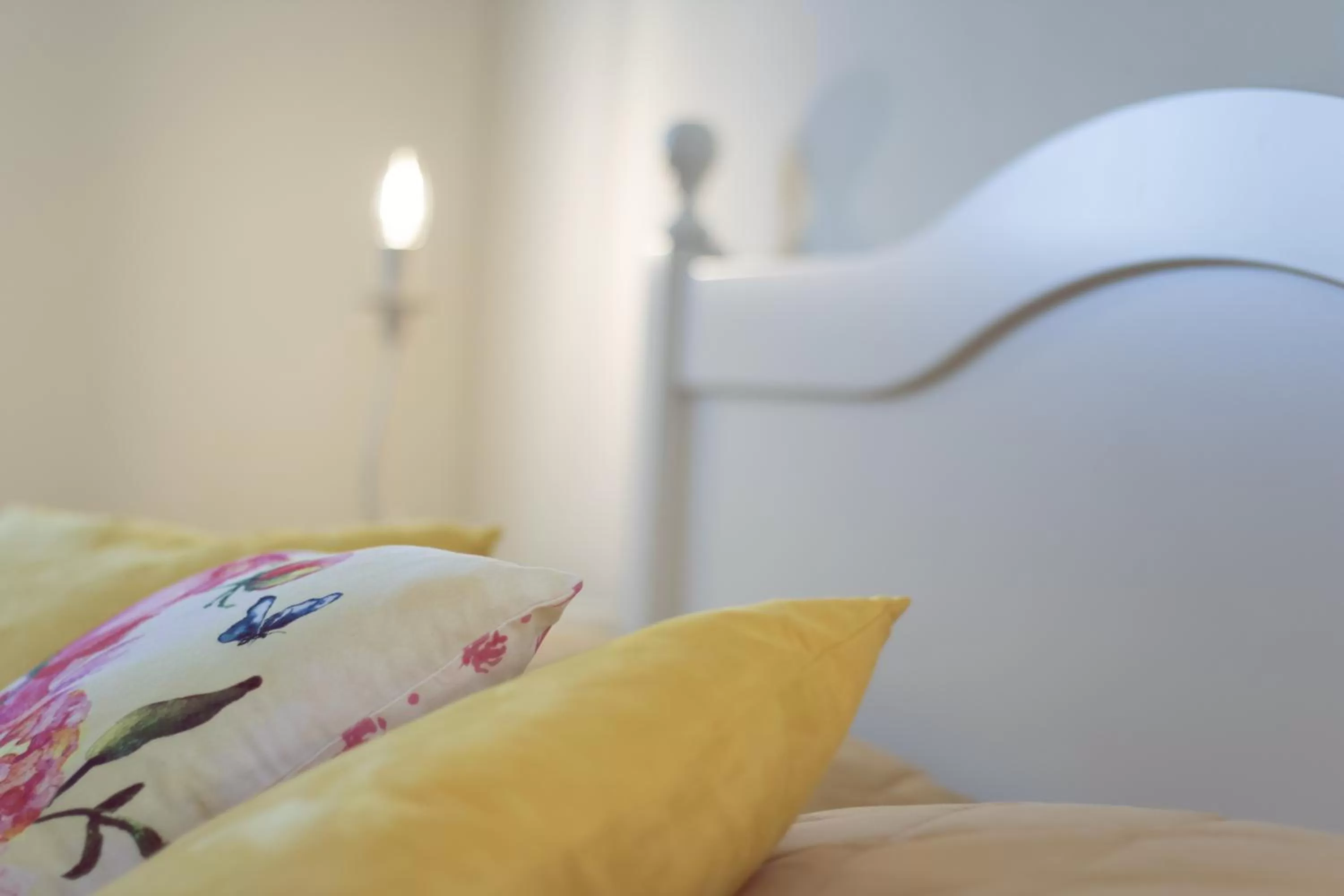 Decorative detail, Bed in Il Tremarino