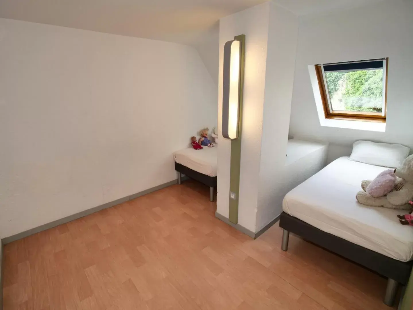 Bedroom, Bed in ibis budget Blois Centre