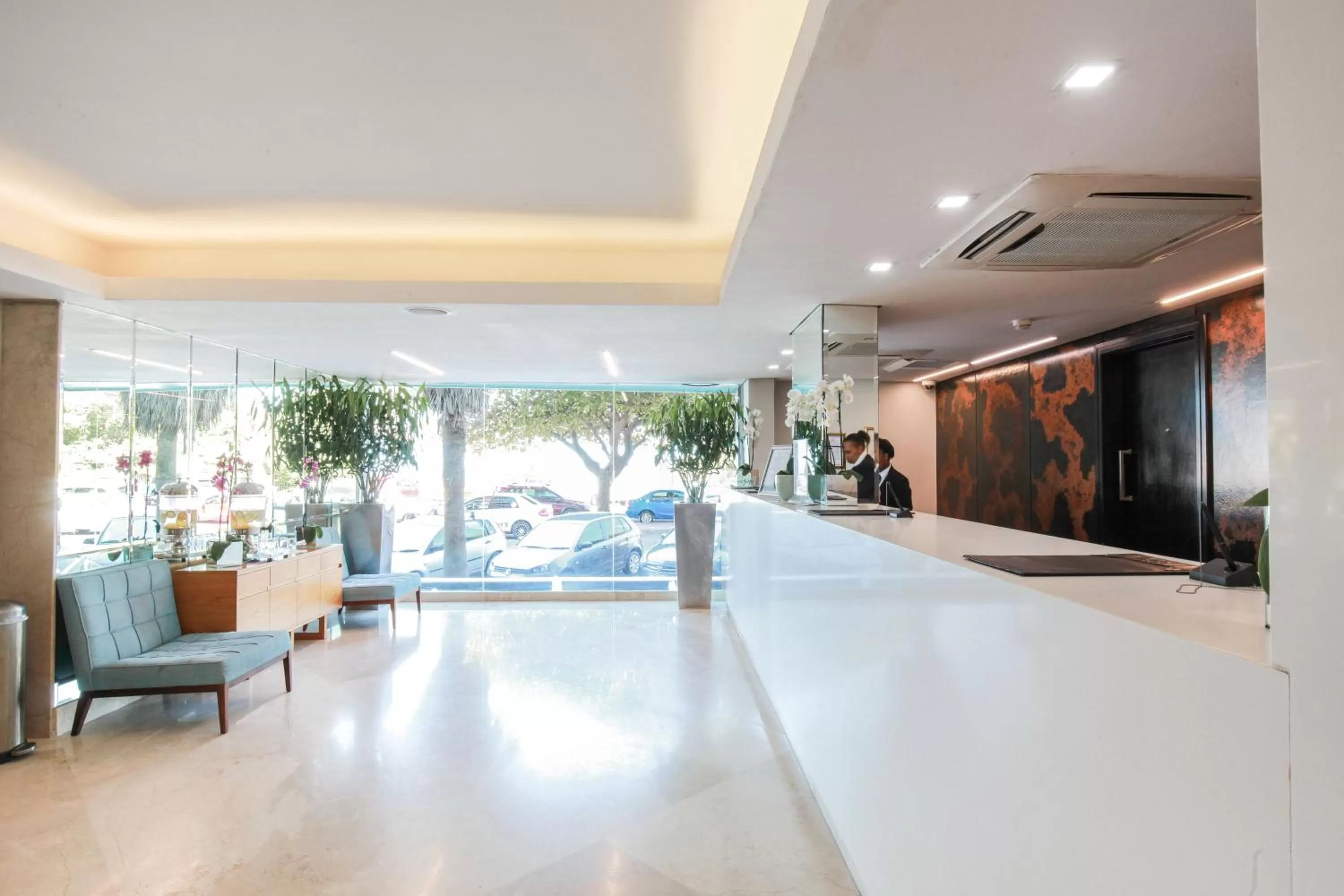 Facade/entrance in Blue Waters Hotel