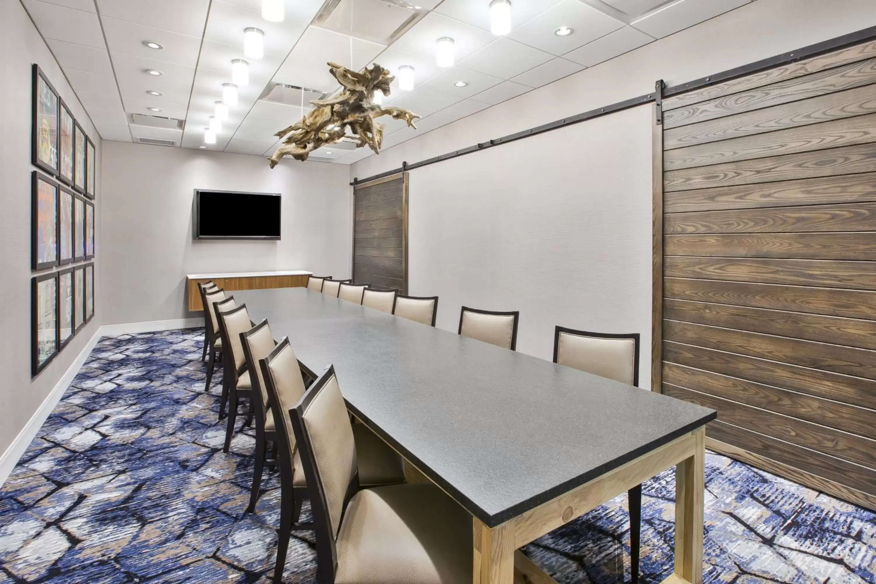 Meeting/conference room in Holiday Inn Express & Suites - Okemos - University Area, an IHG Hotel