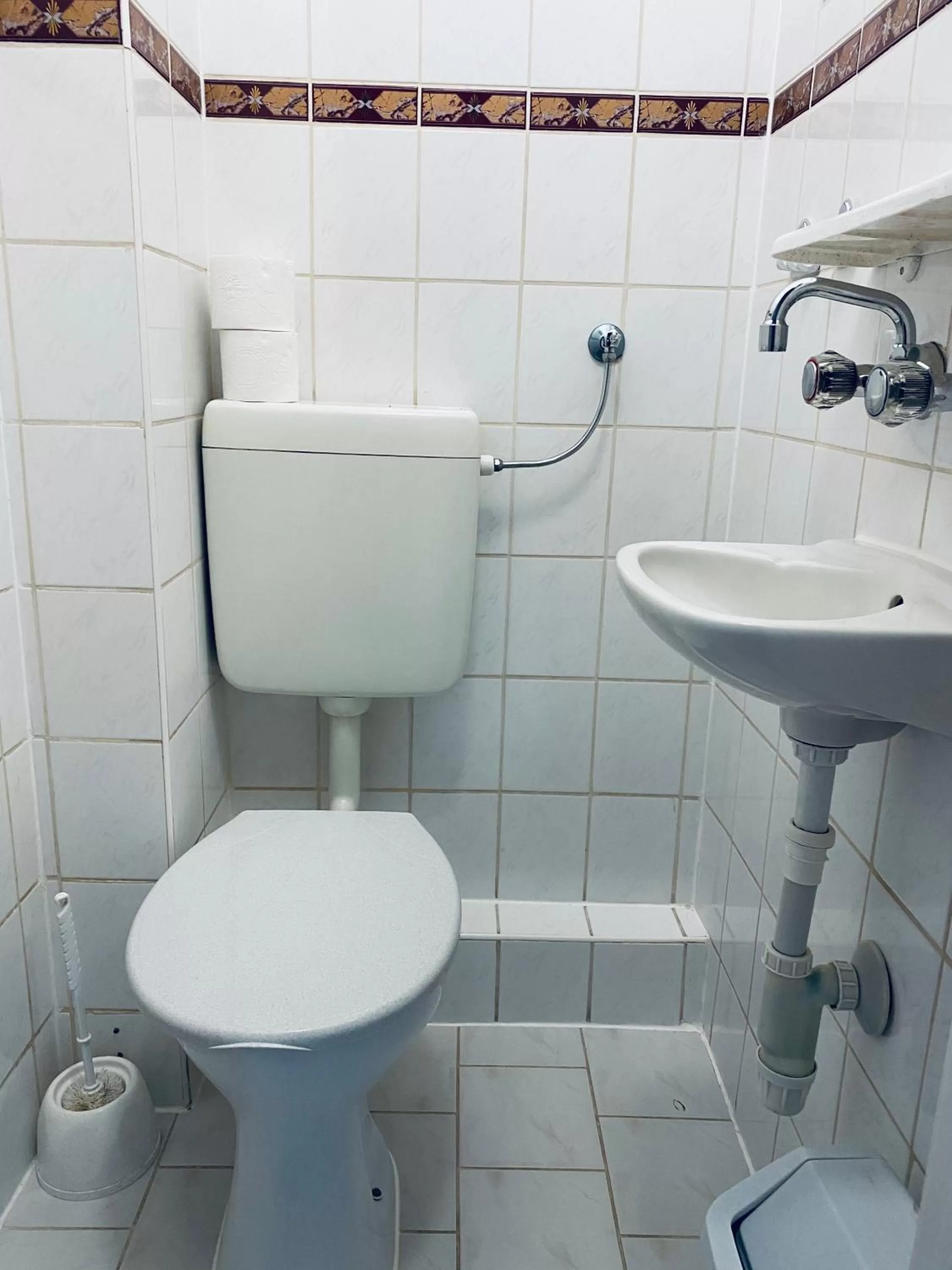 Bathroom in Hotel Kolorowa