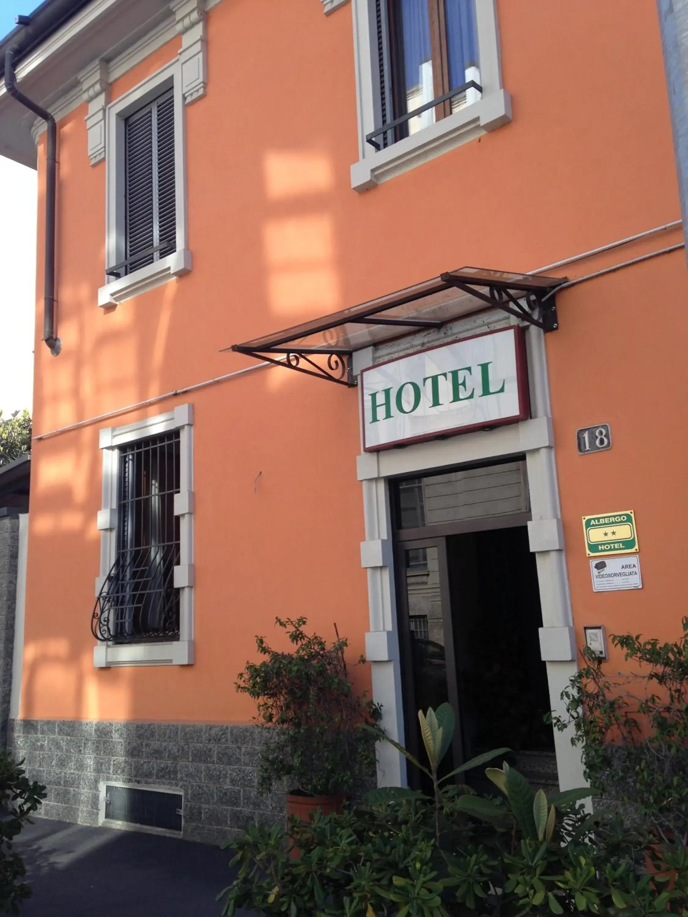 Drinks, Property Building in Hotel La Caravella