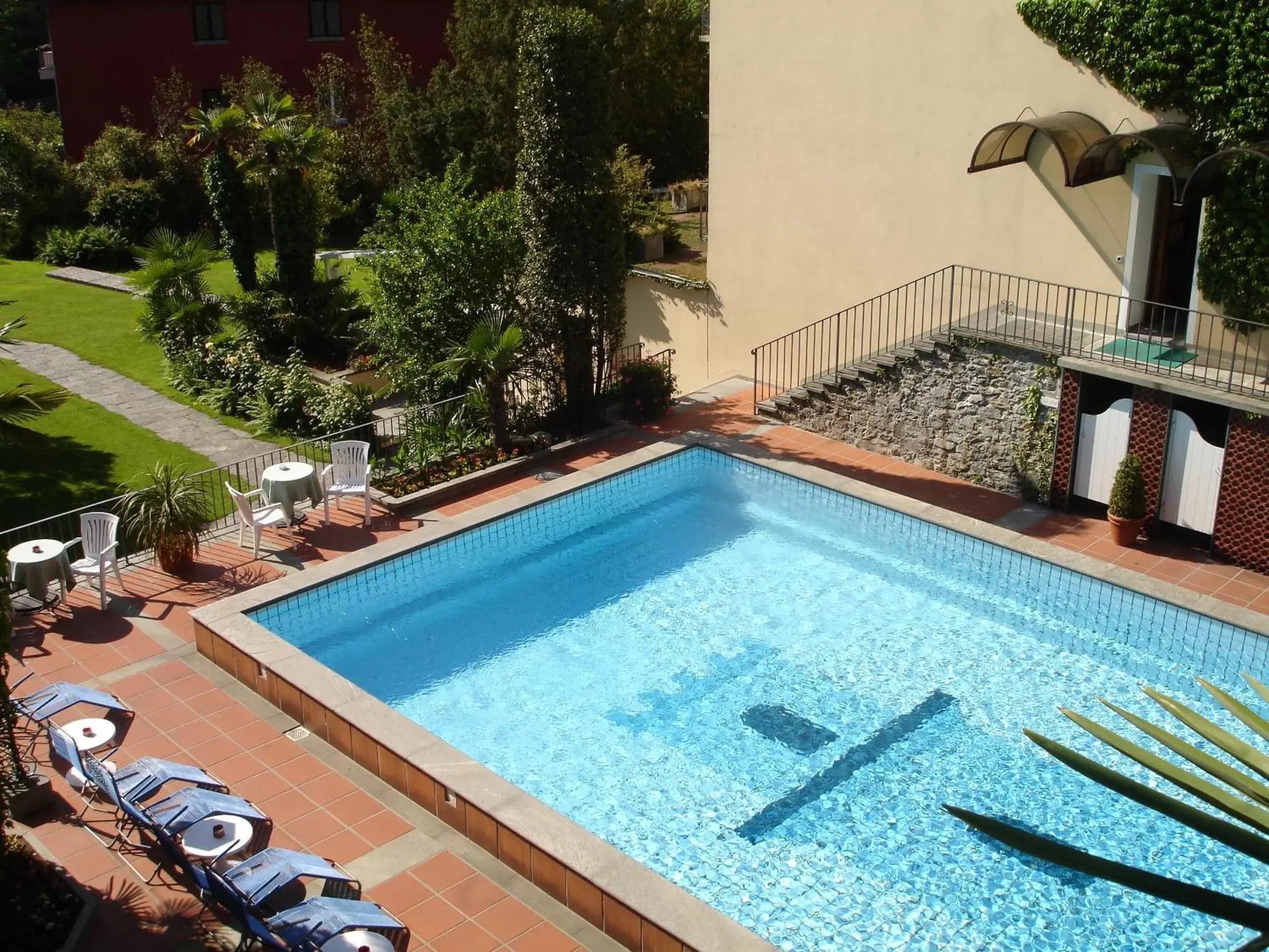 Swimming Pool in Romantik Hotel Castello Seeschloss