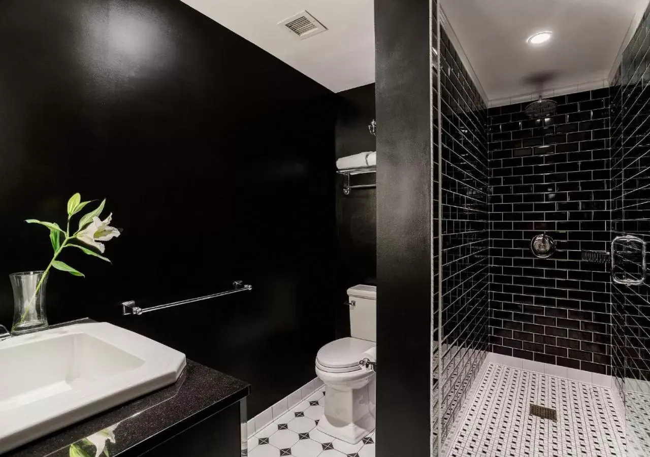 Shower, Bathroom in 45 Times Square Hotel