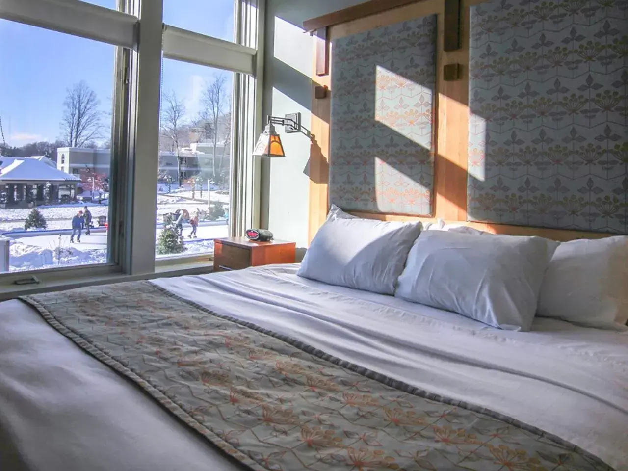 Bedroom, Bed in Crystal Mountain