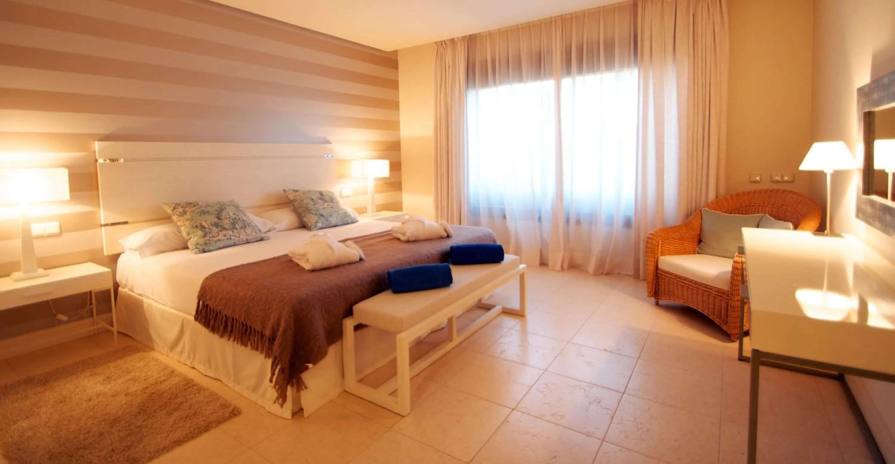 Photo of the whole room, Bed in Aparthotel Novo Resort