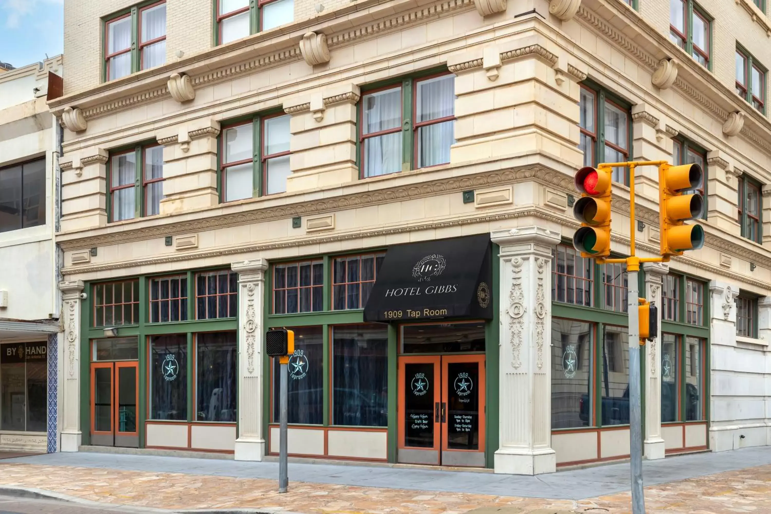 Area and facilities in Hotel Gibbs Downtown Riverwalk