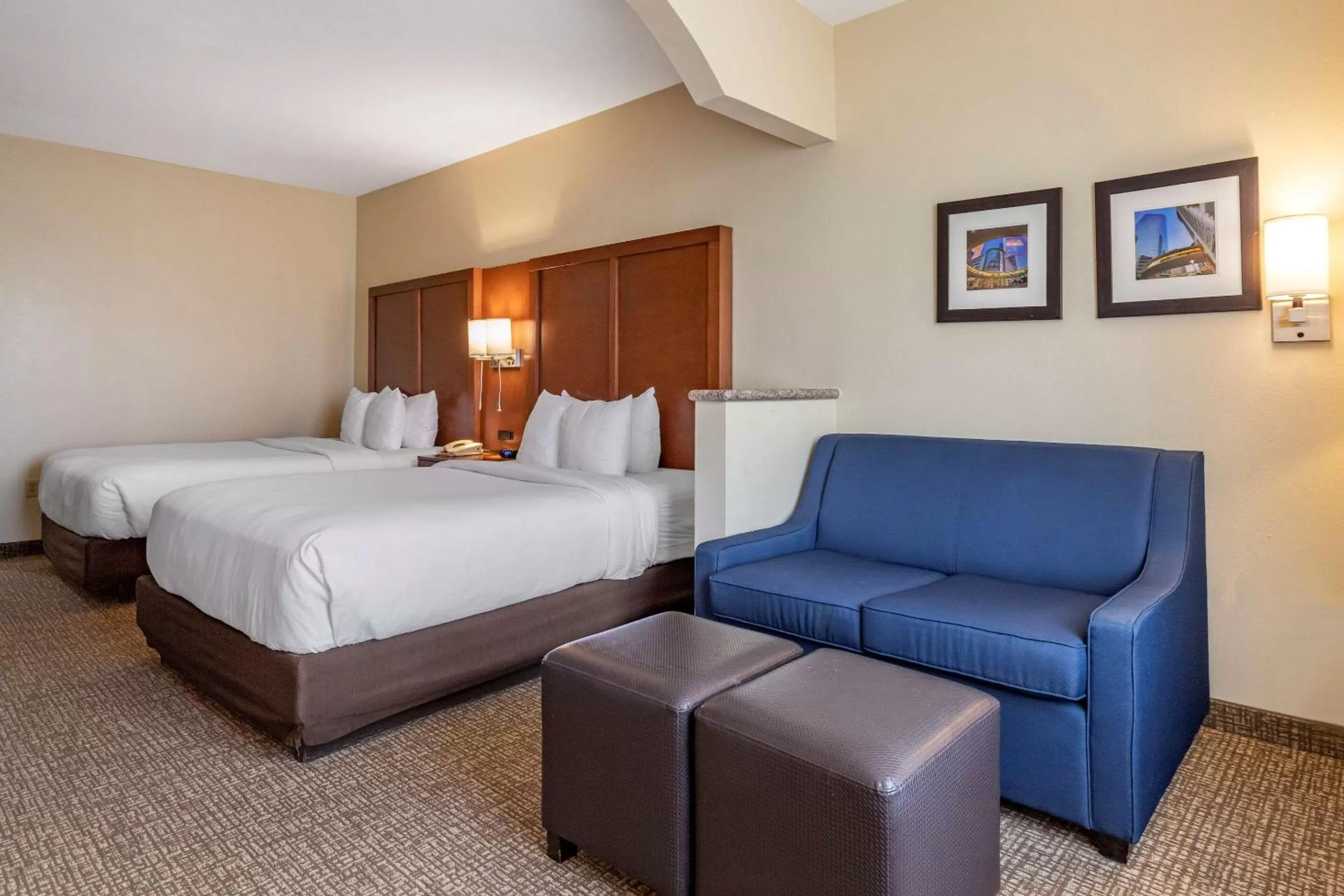Bedroom, Bed in Comfort Suites Houston near Medical Center- NRG Stadium