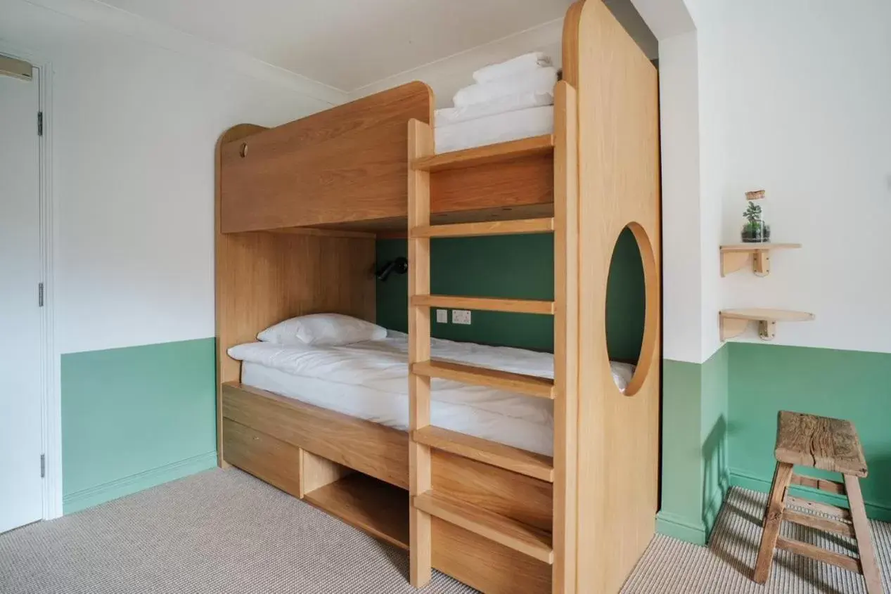 bunk bed in Birch Cheshunt