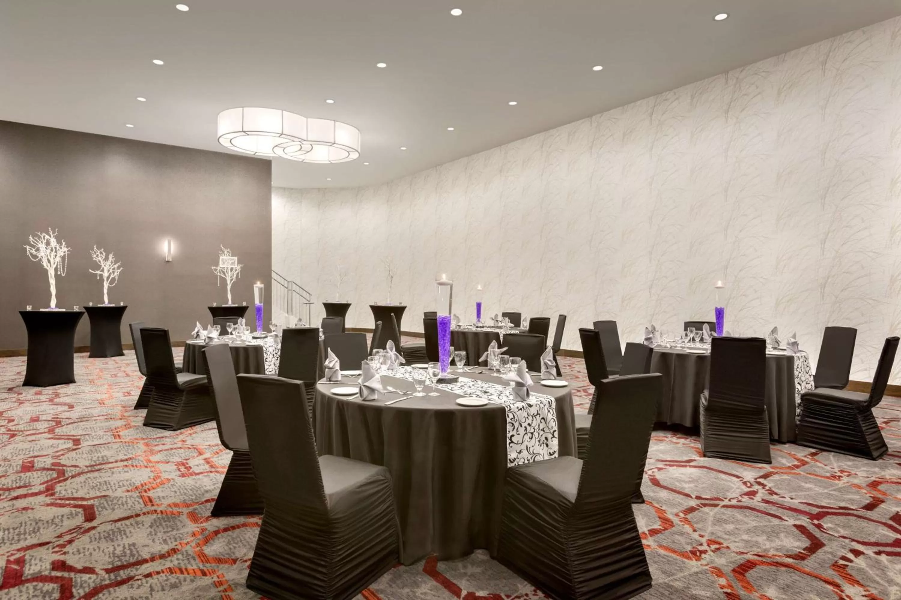 Meeting/conference room in DoubleTree by Hilton Hotel Toronto Airport West