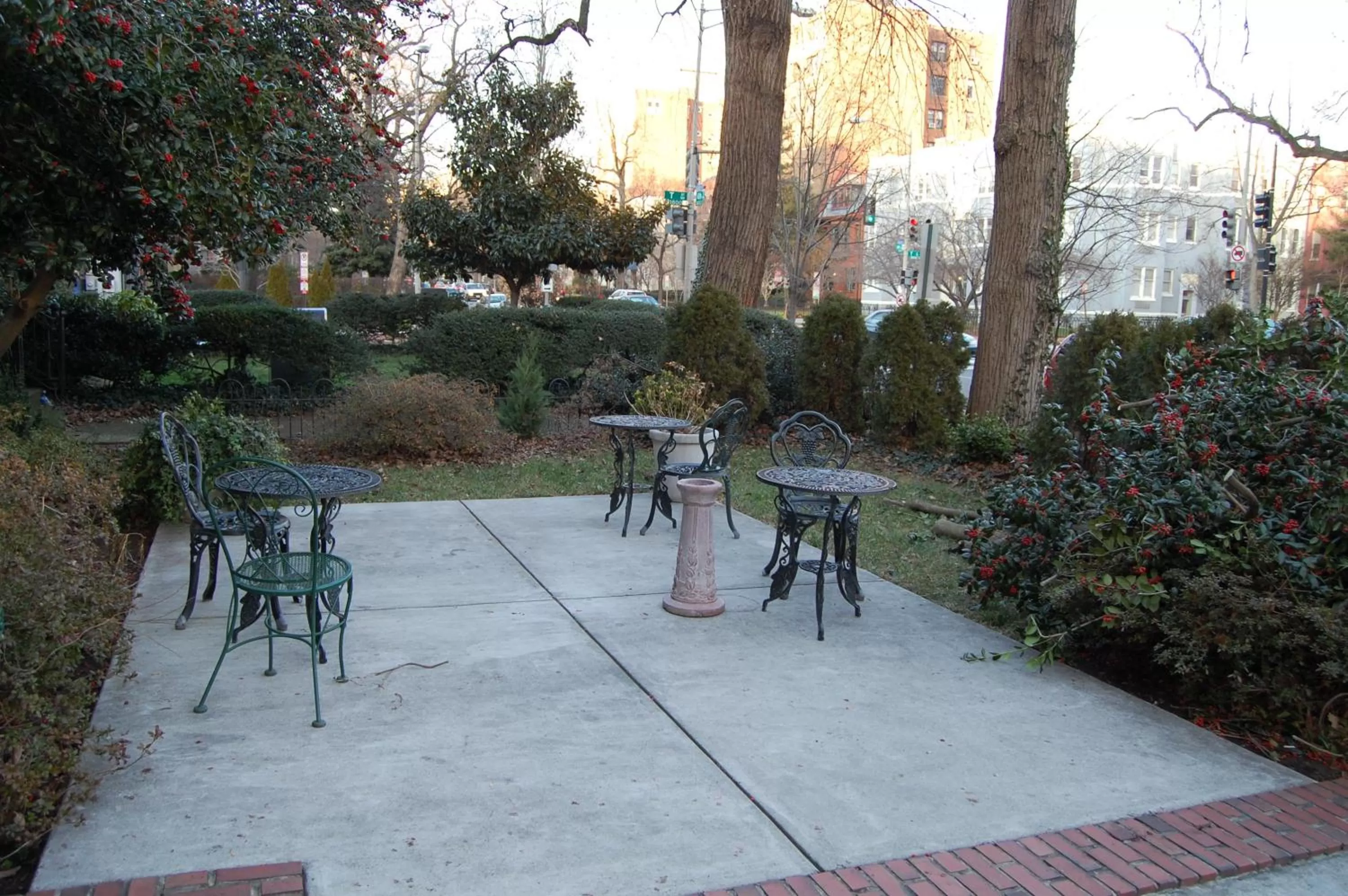 Garden in Windsor Inn Hotel