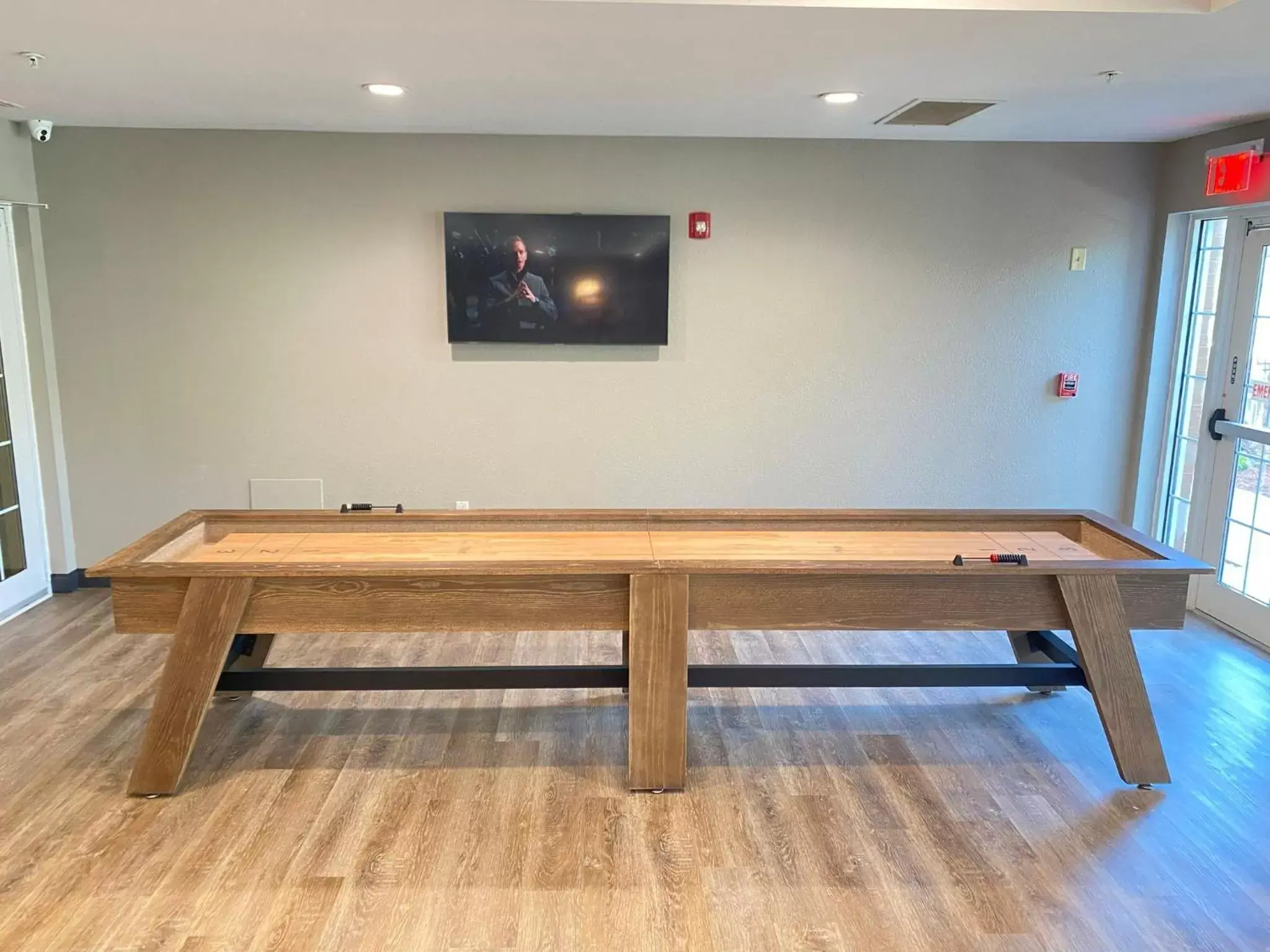 Game Room, TV/Entertainment Center in Candlewood Suites Bowling Green, an IHG Hotel