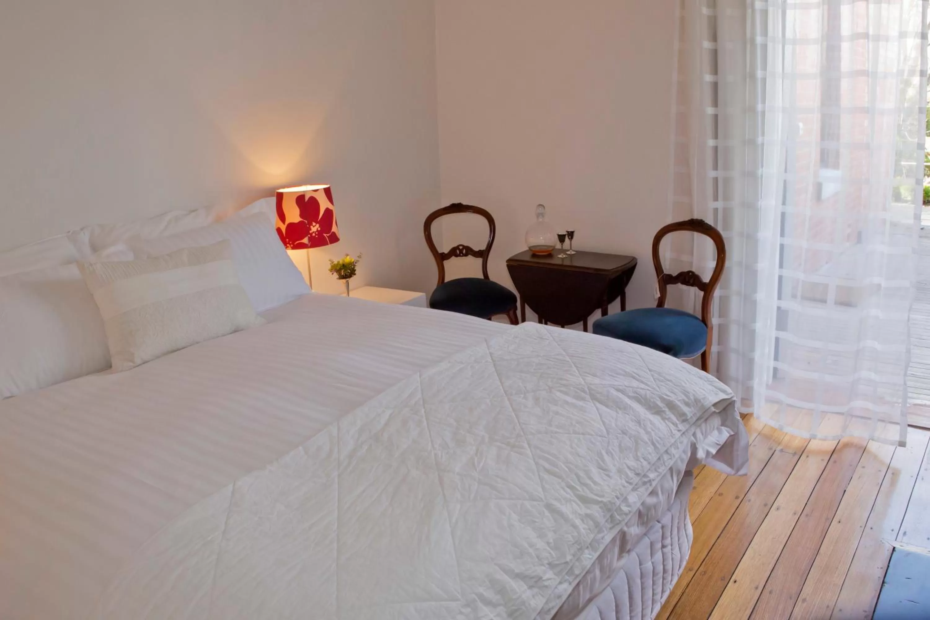 Photo of the whole room, Bed in Mollisons