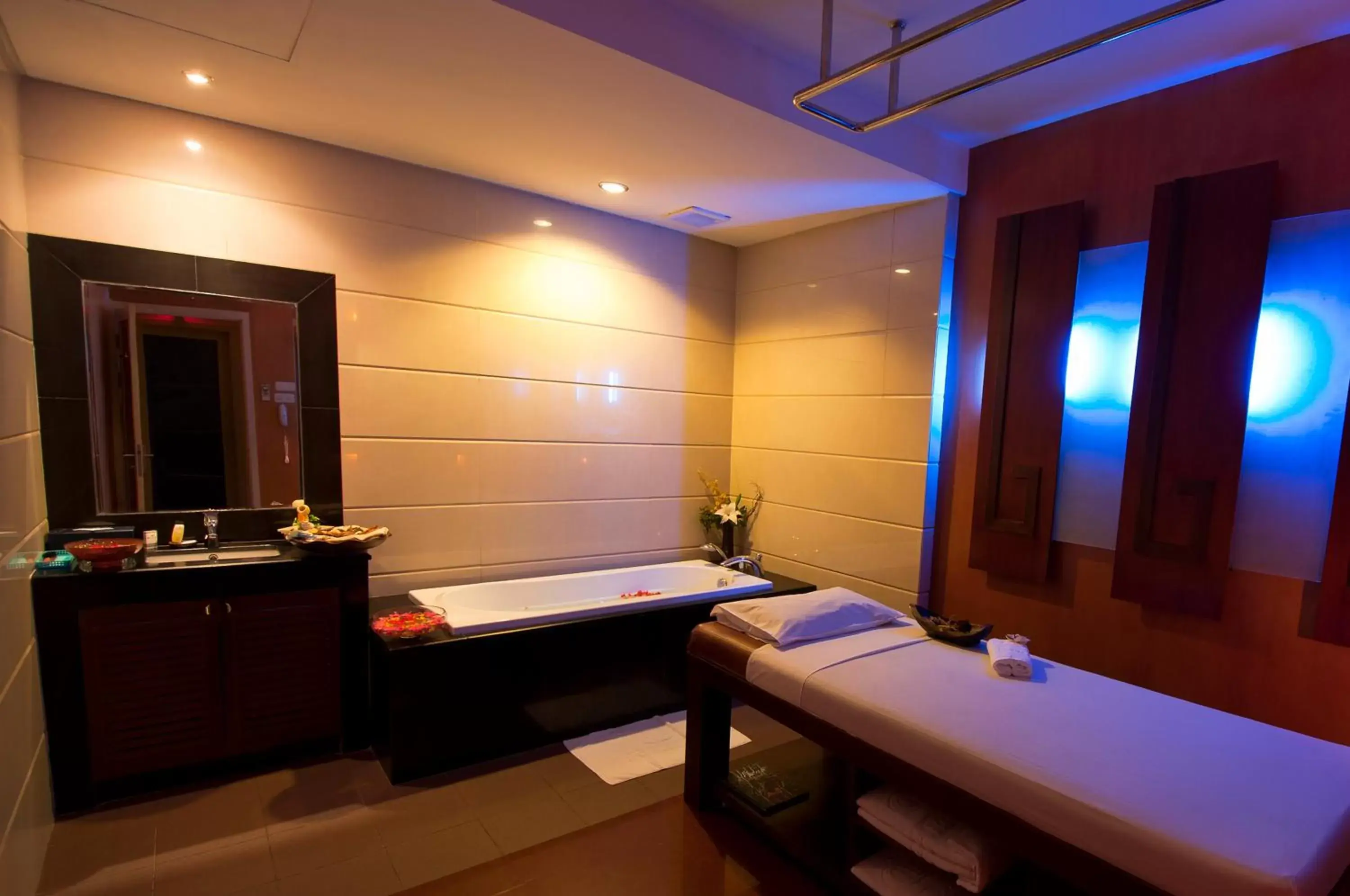Spa and wellness centre/facilities in FM7 Resort Hotel - Jakarta Airport