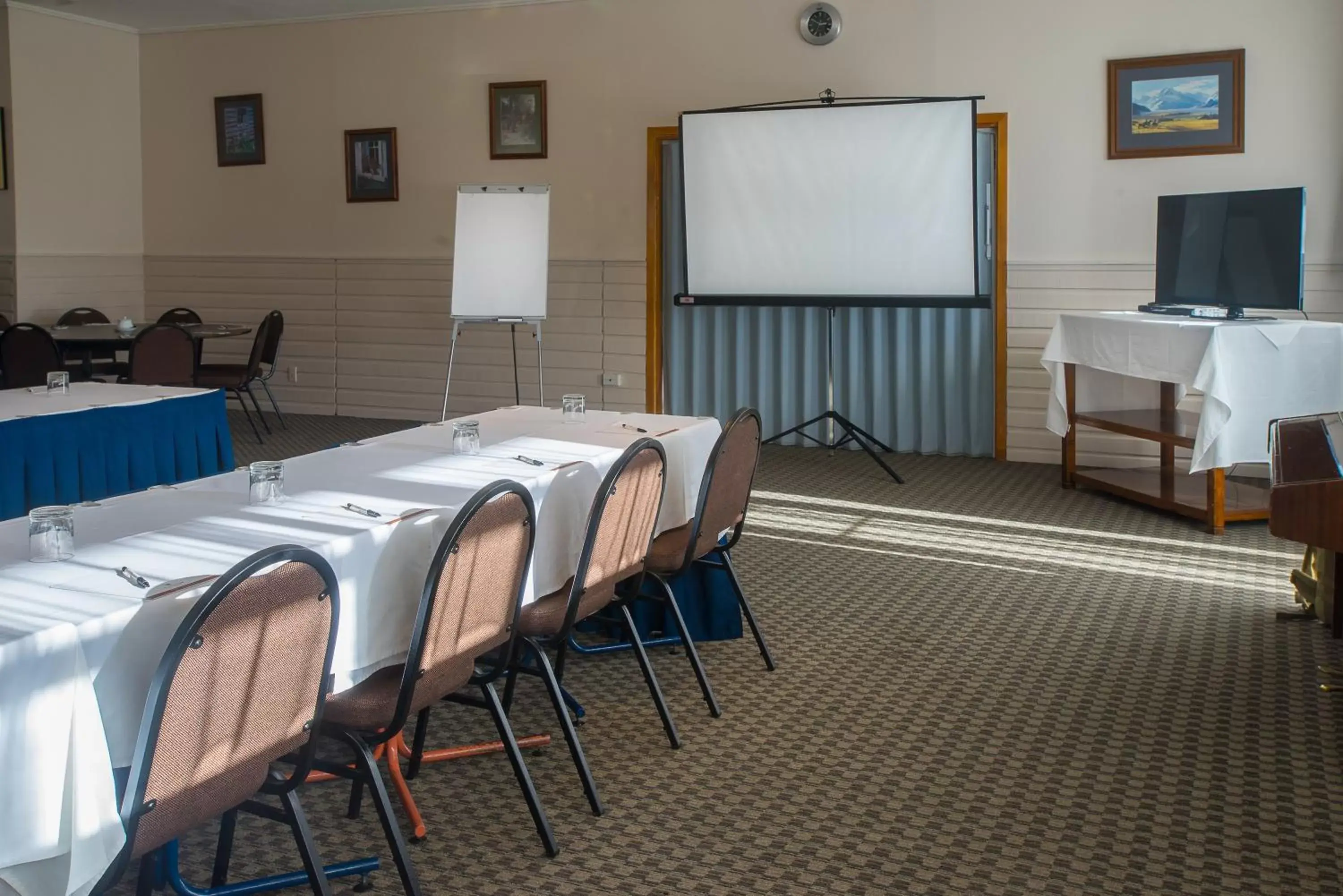 Meeting/conference room in Kingsgate Hotel Te Anau