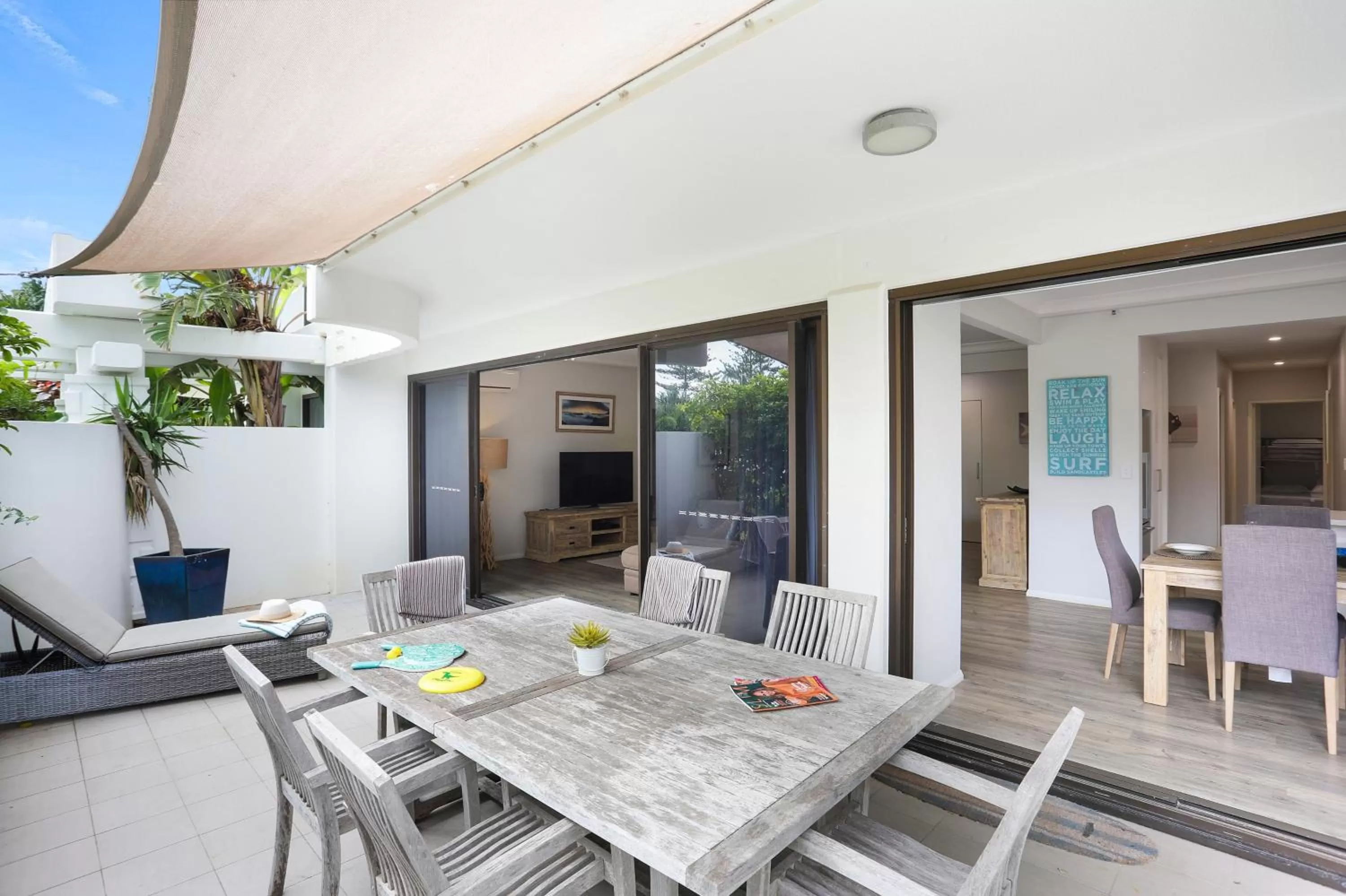 Balcony/Terrace in De Ville Apartments
