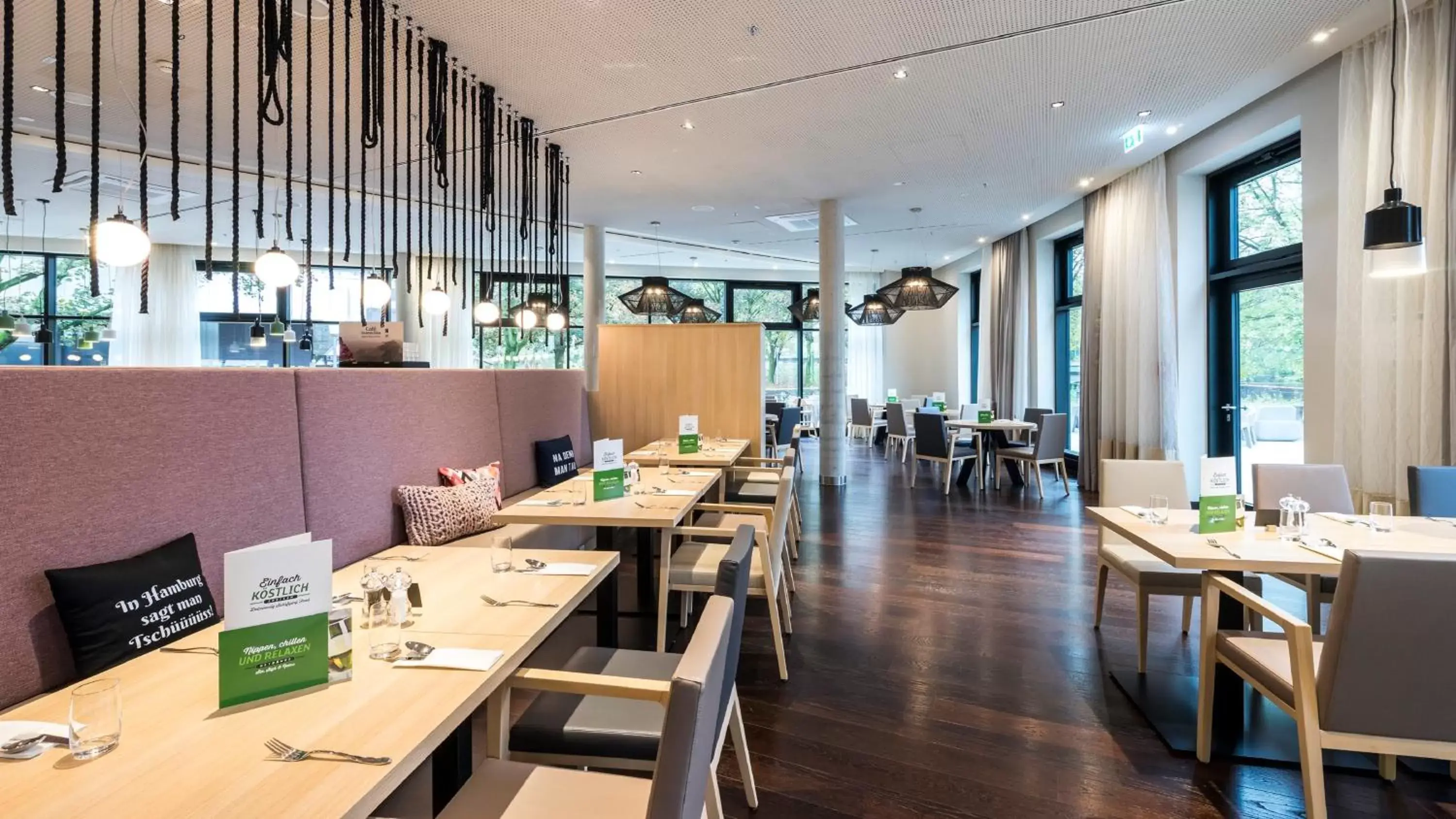 Restaurant/Places to Eat in Holiday Inn Hamburg - City Nord, an IHG Hotel