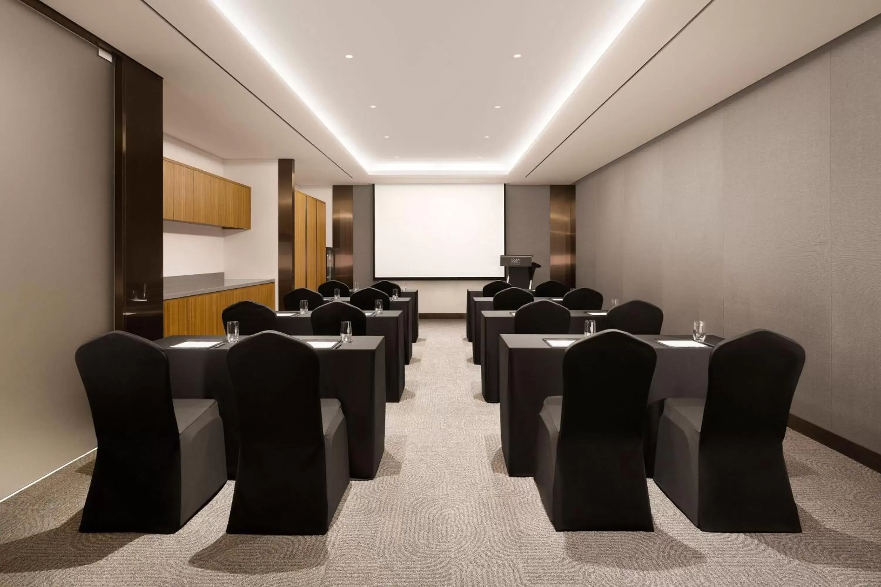 Meeting/conference room in Four Points by Sheraton Suwon