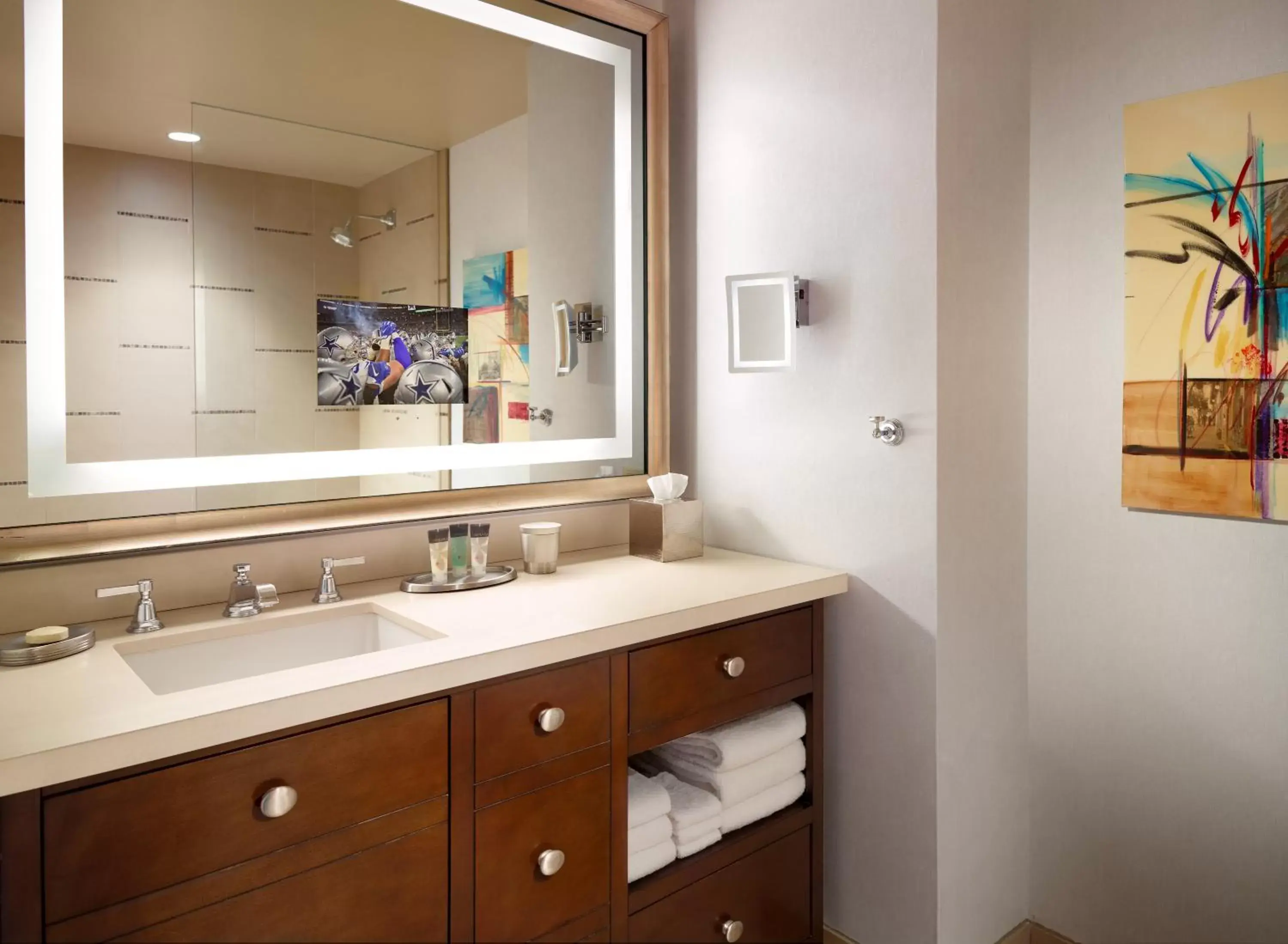 Bathroom in Omni Dallas Hotel