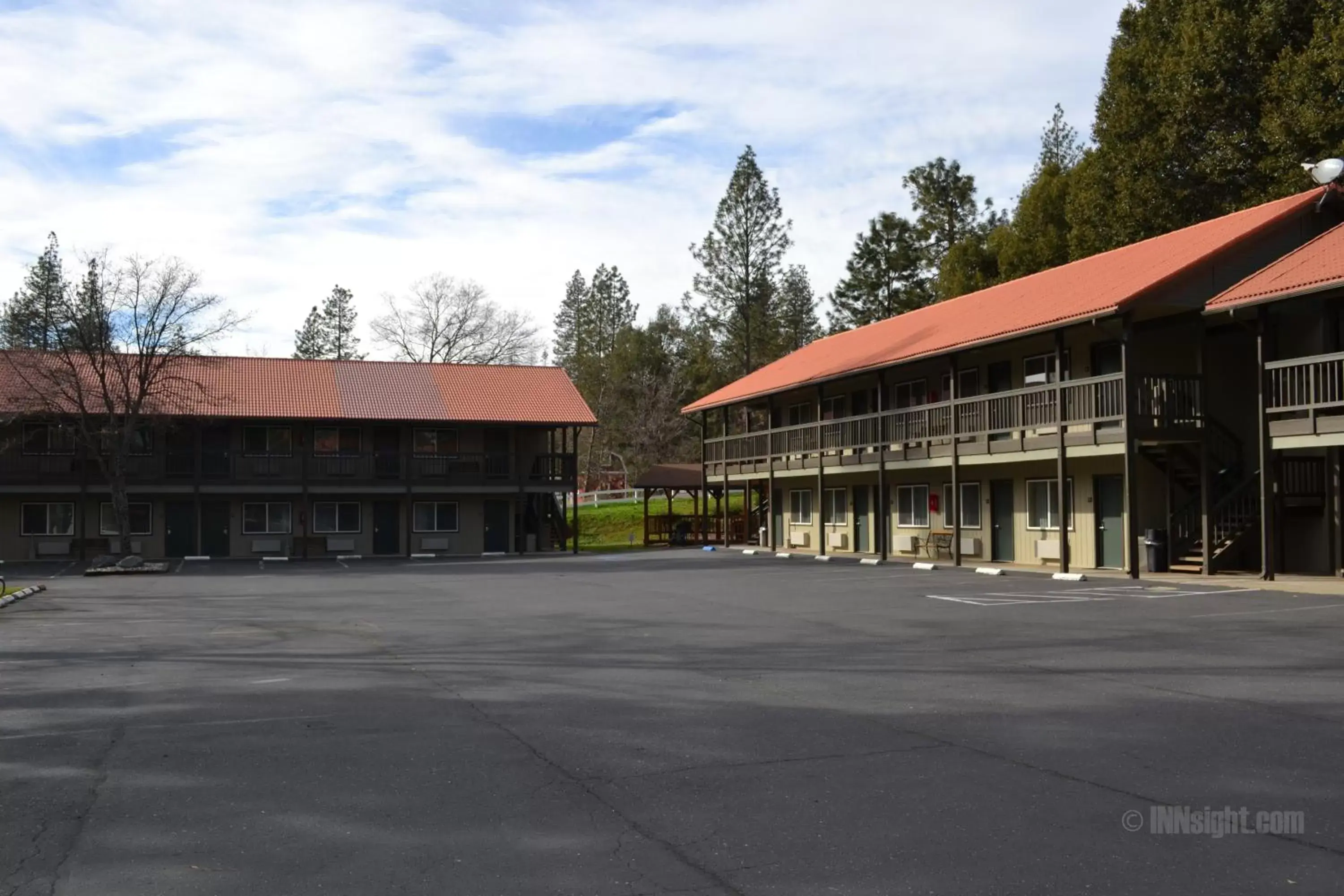 Property Building in Yosemite Westgate Lodge
