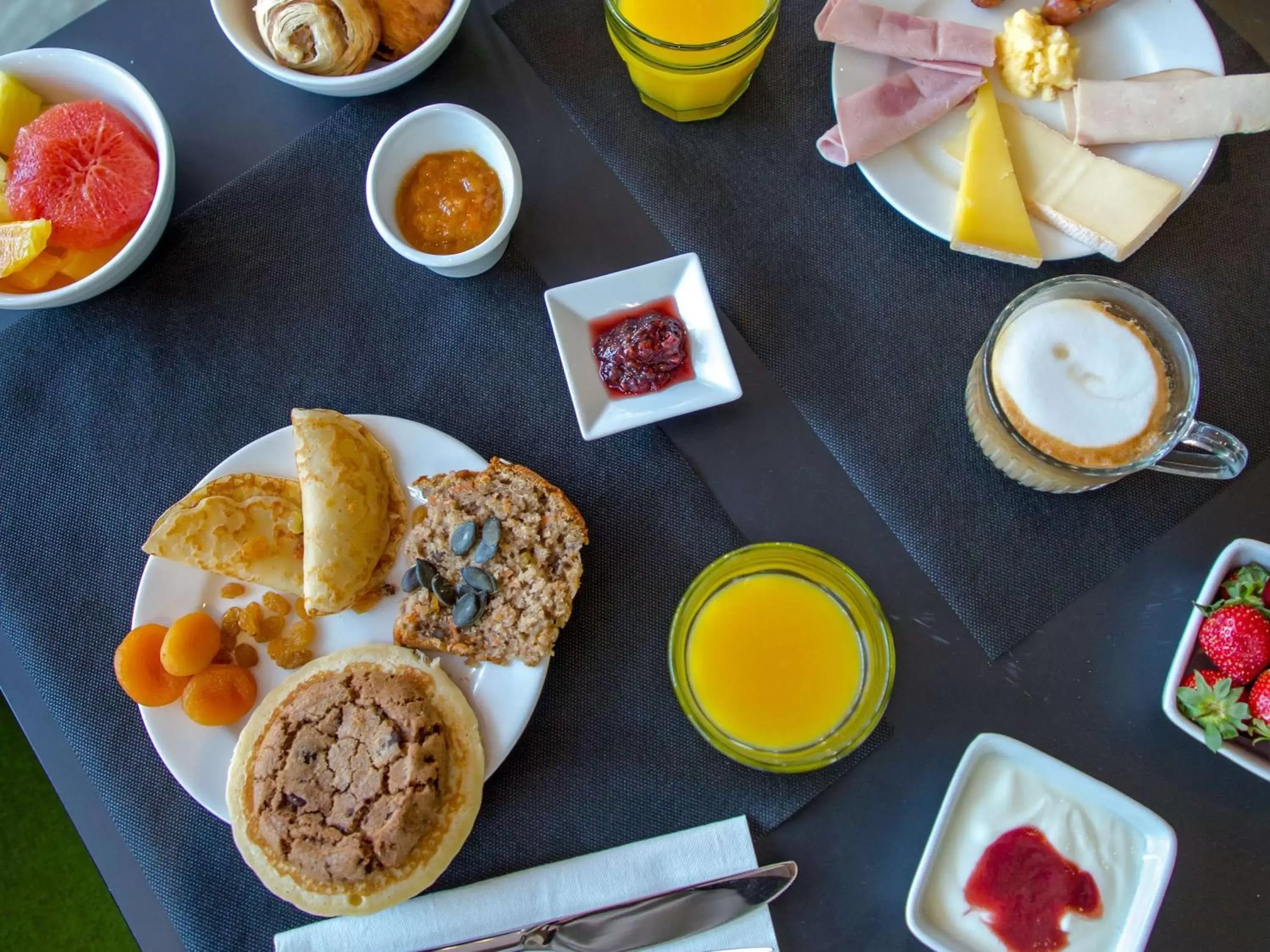 Breakfast in Mercure Hyères Centre Côte d'Azur