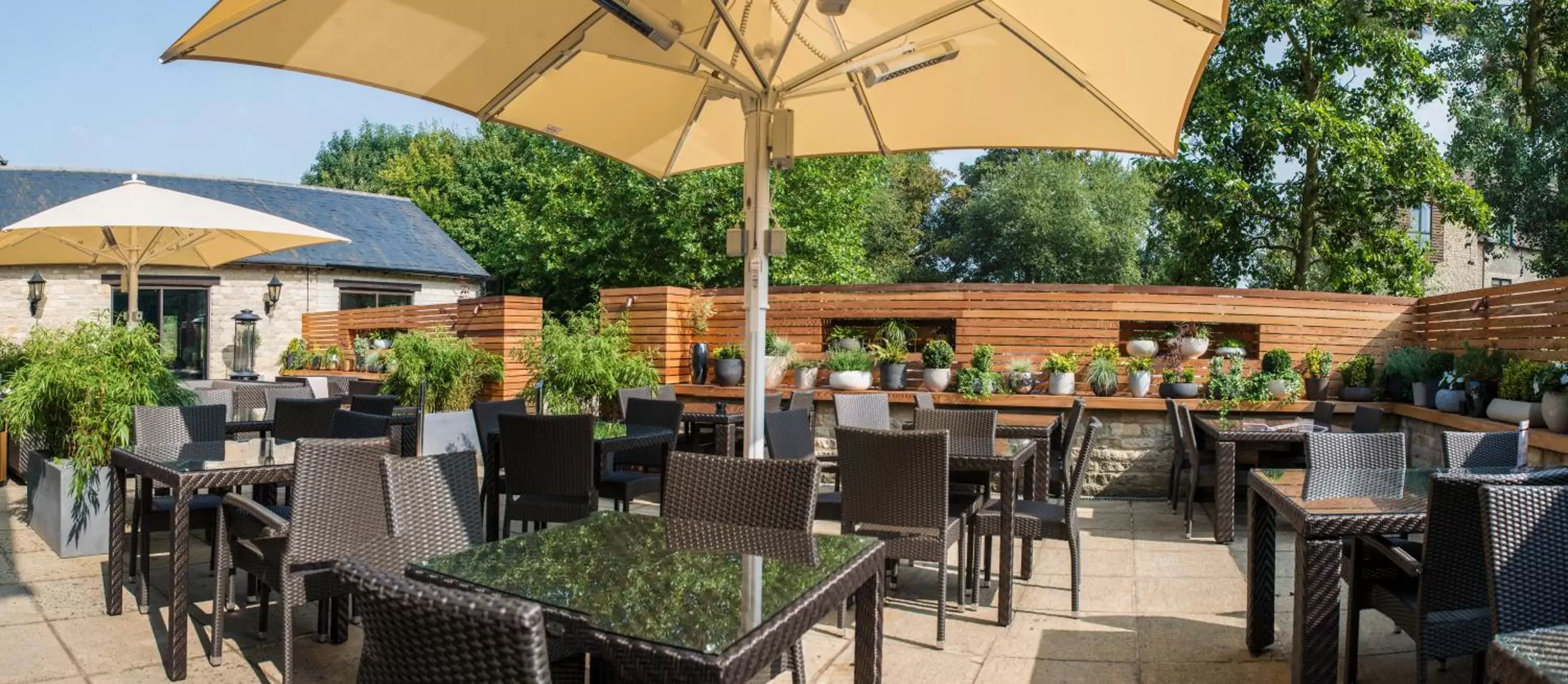 Patio, Restaurant/Places to Eat in voco - Oxford Spires, an IHG Hotel