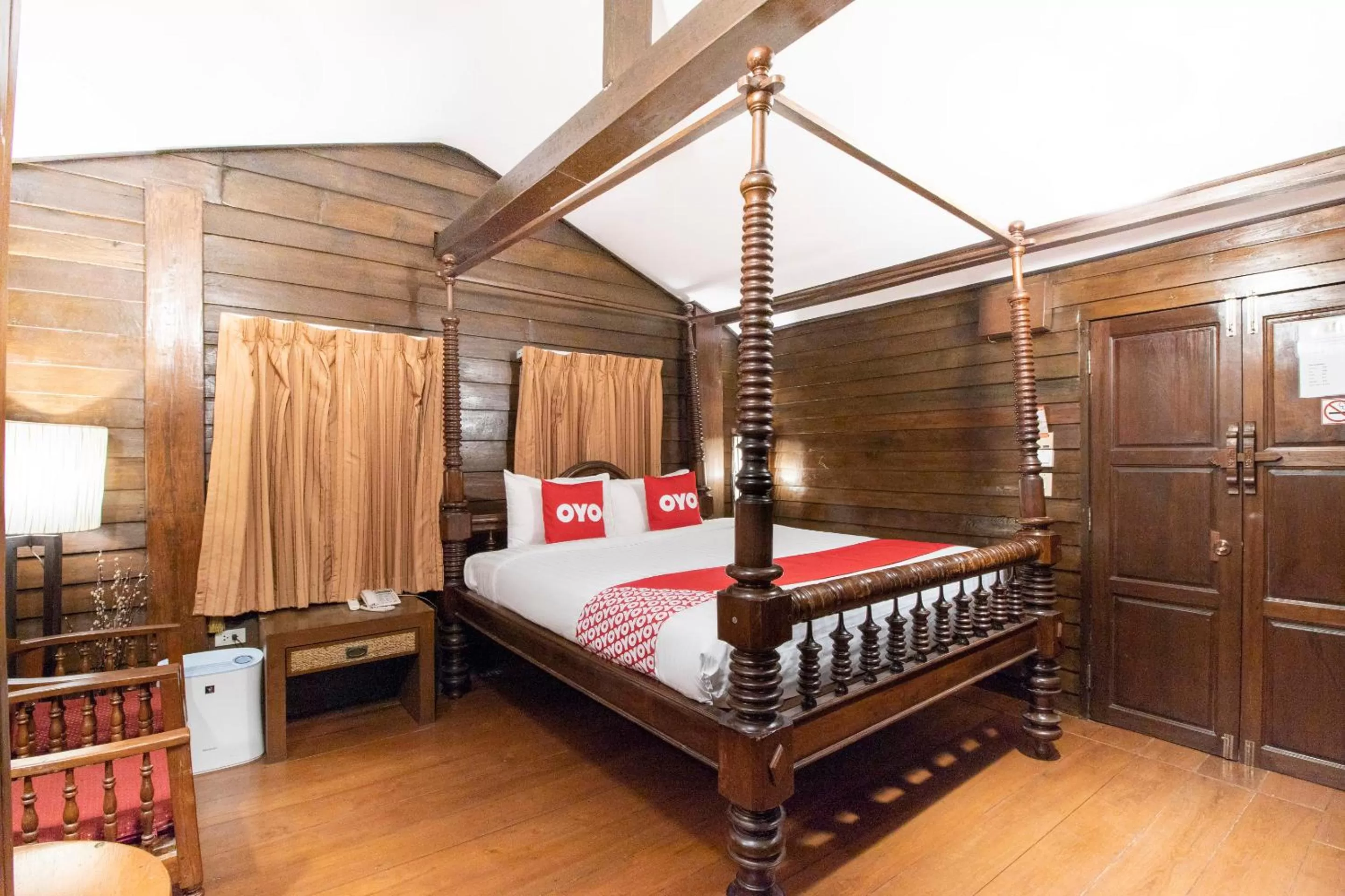 Photo of the whole room, Bed in OYO 635 Sira Boutique Hotel