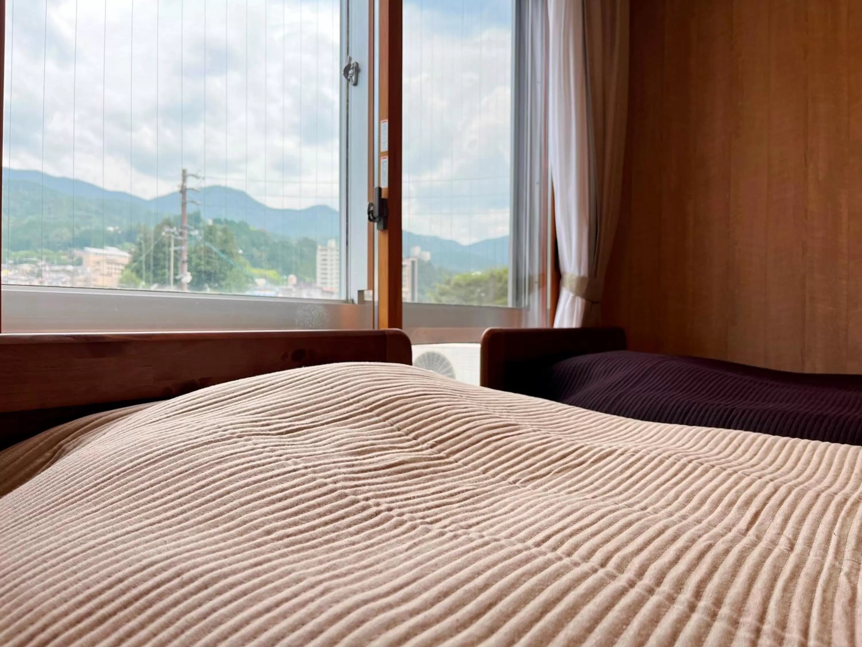 Bedroom, Bed in Fukiya