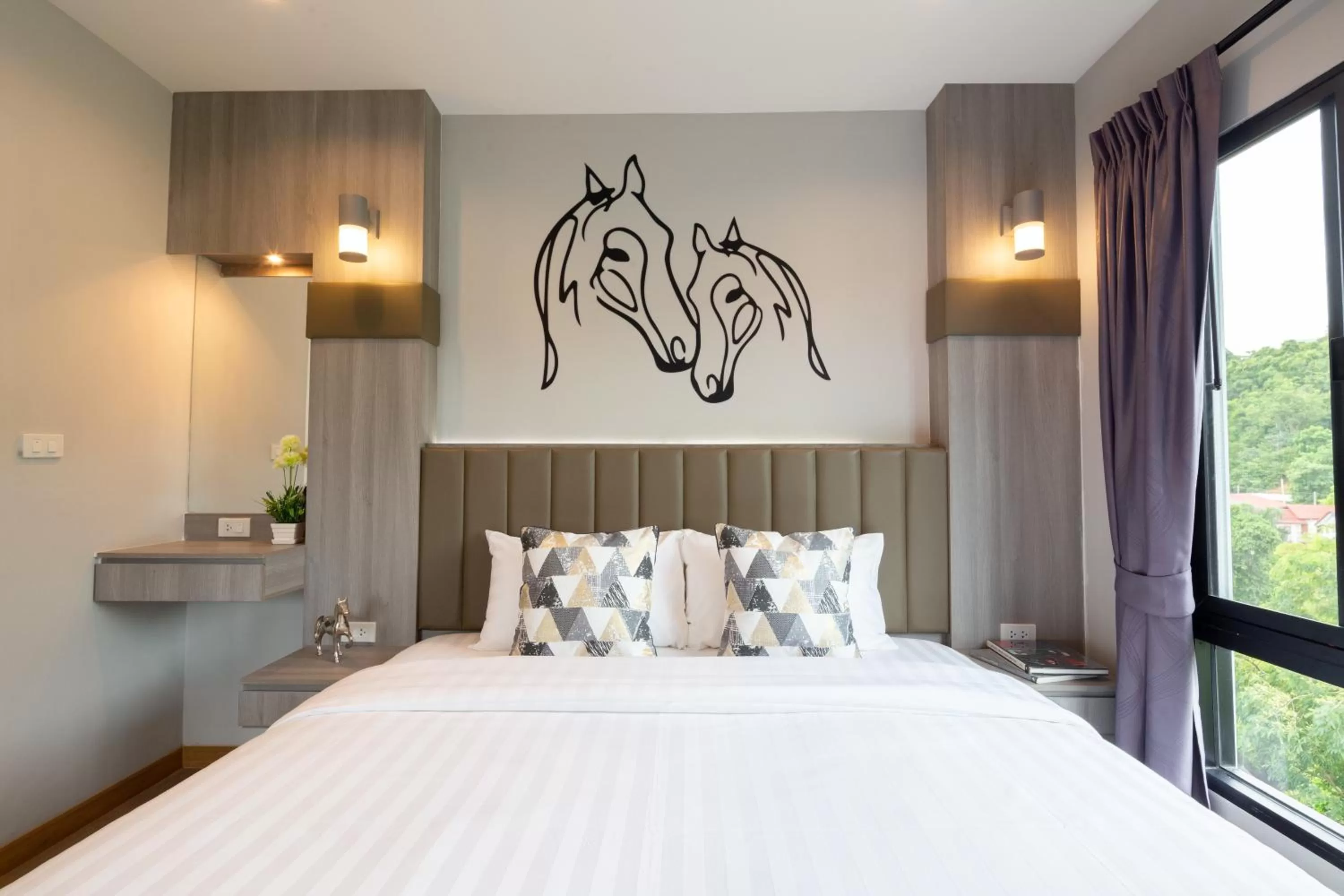 Bed in Horsehill Hotel Sriracha